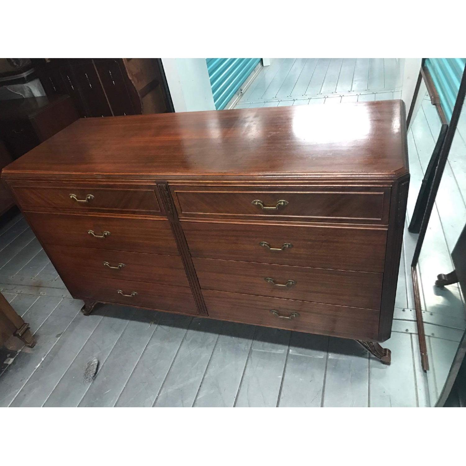 Rway Furniture Antique 1930s Mahogany Dresser w/ Mirror - image-4