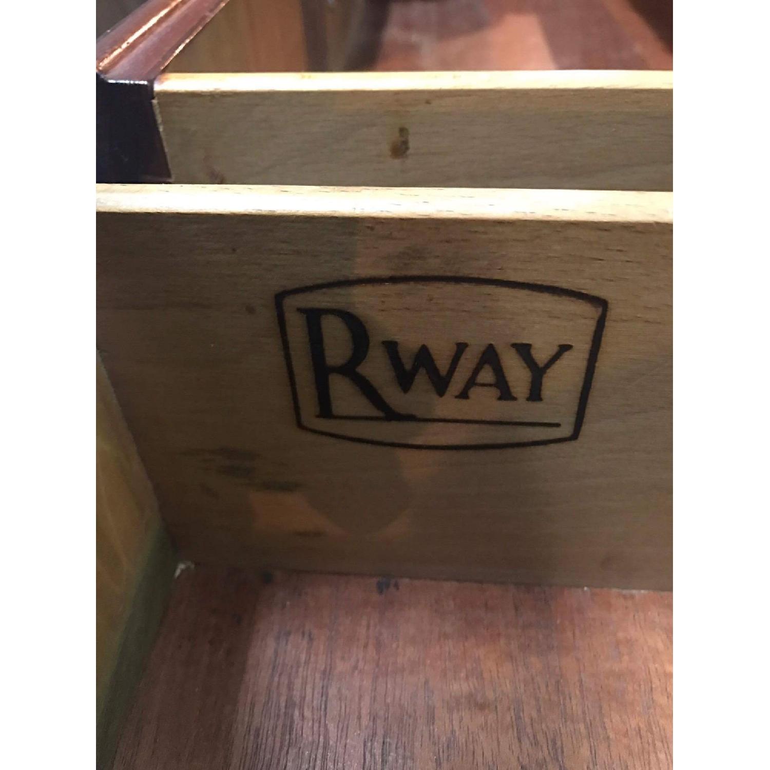 Rway Furniture Antique 1930s Mahogany Dresser w/ Mirror - image-17