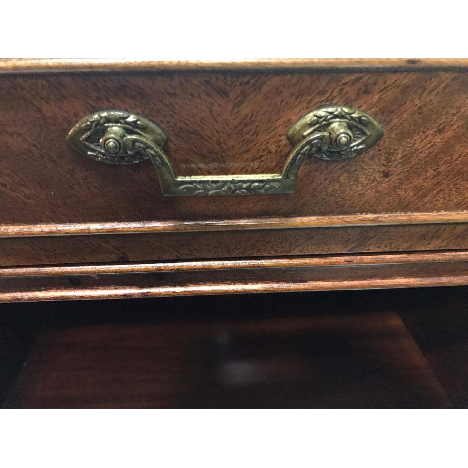 Rway Furniture Antique 1930s Mahogany Nightstands - image-22