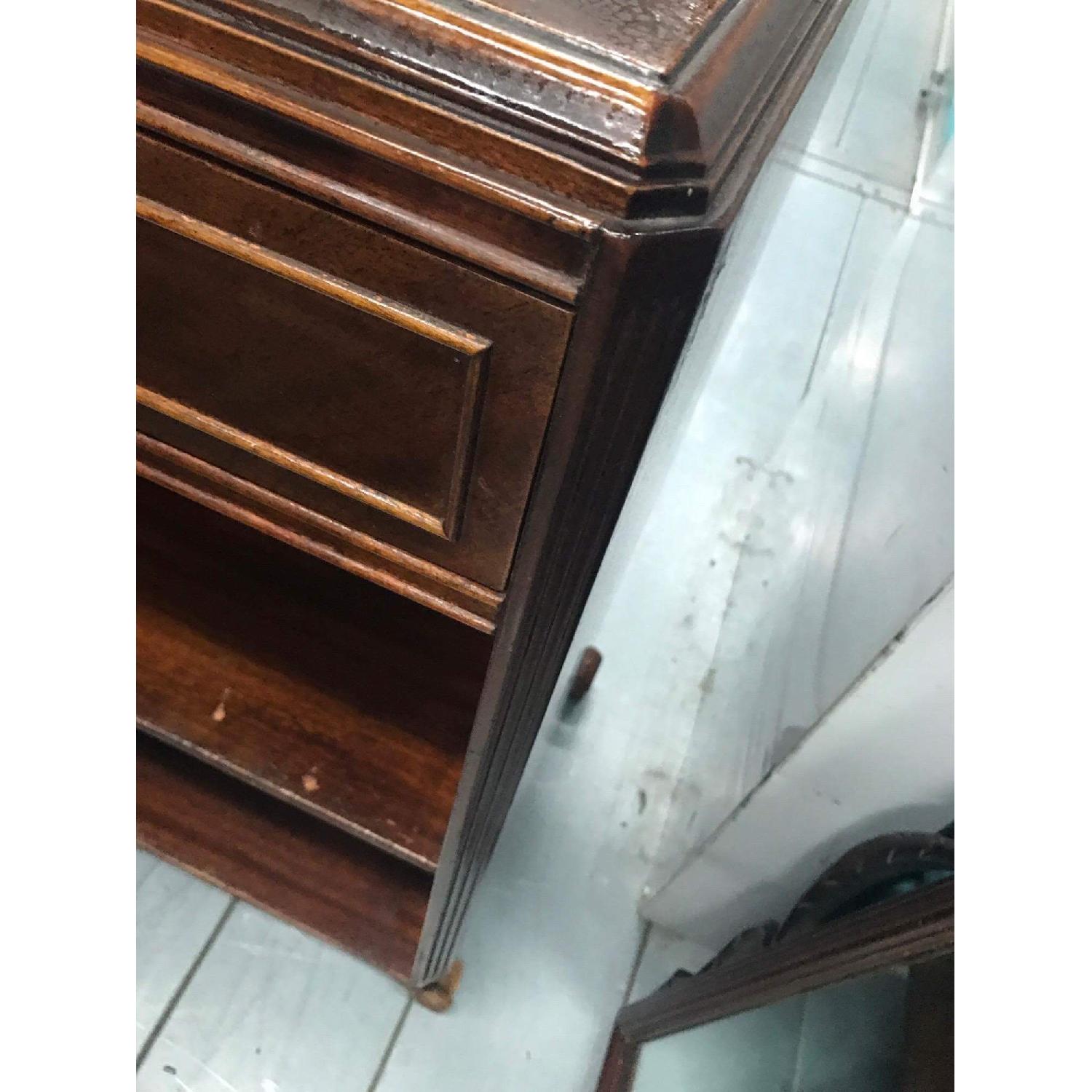 Rway Furniture Antique 1930s Mahogany Nightstands - image-26