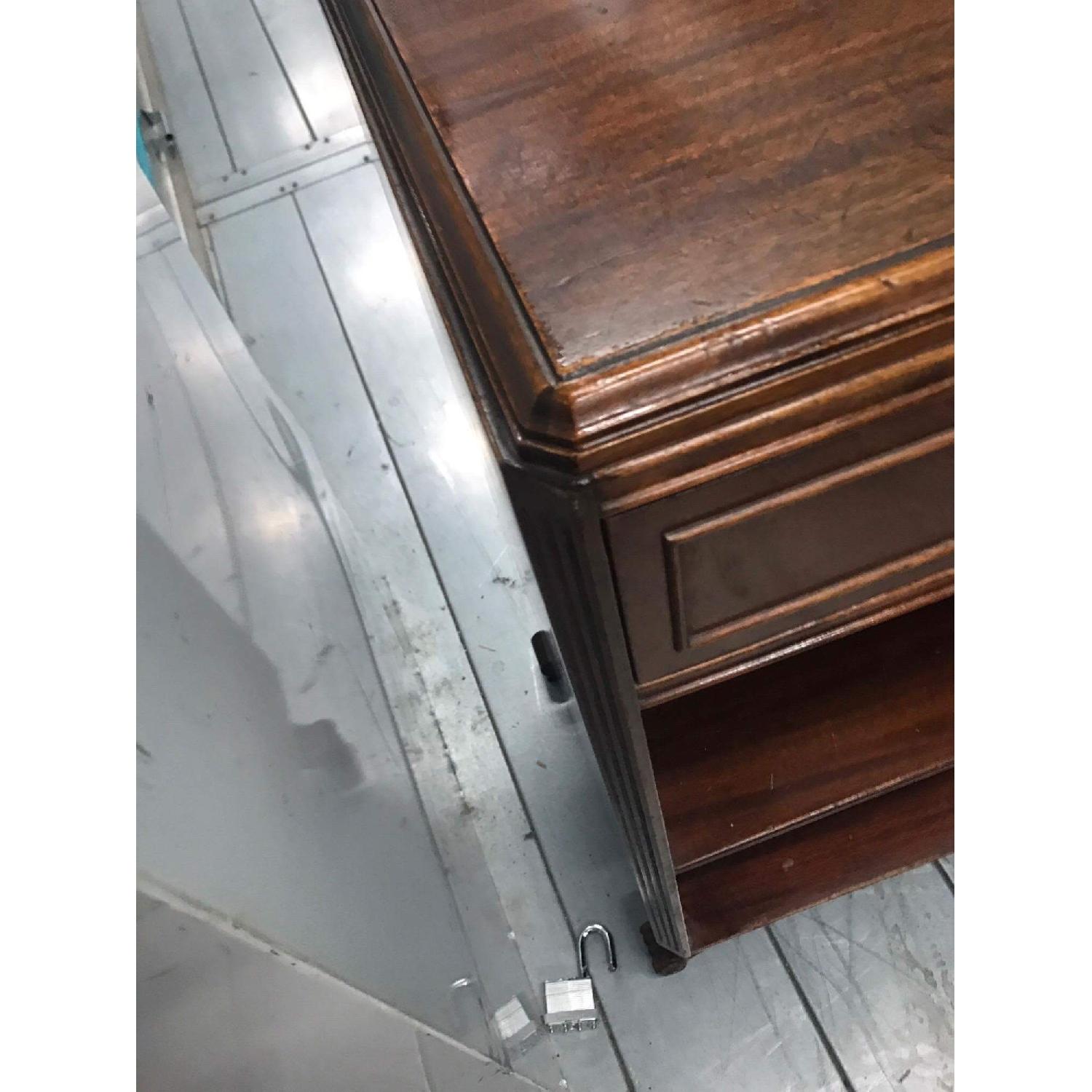 Rway Furniture Antique 1930s Mahogany Nightstands - image-28