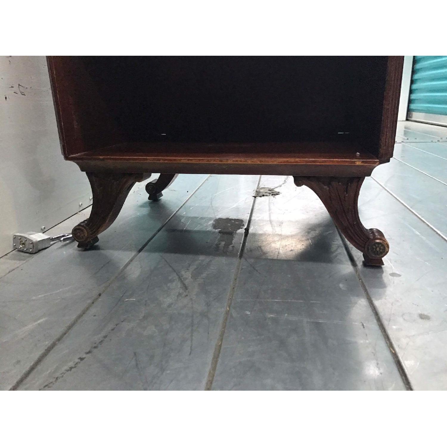 Rway Furniture Antique 1930s Mahogany Nightstands - image-31