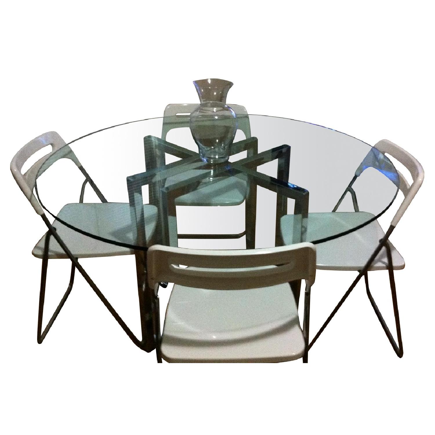 CB2 Silverado Bass Round Dining Table w/ 4 Chairs - AptDeco