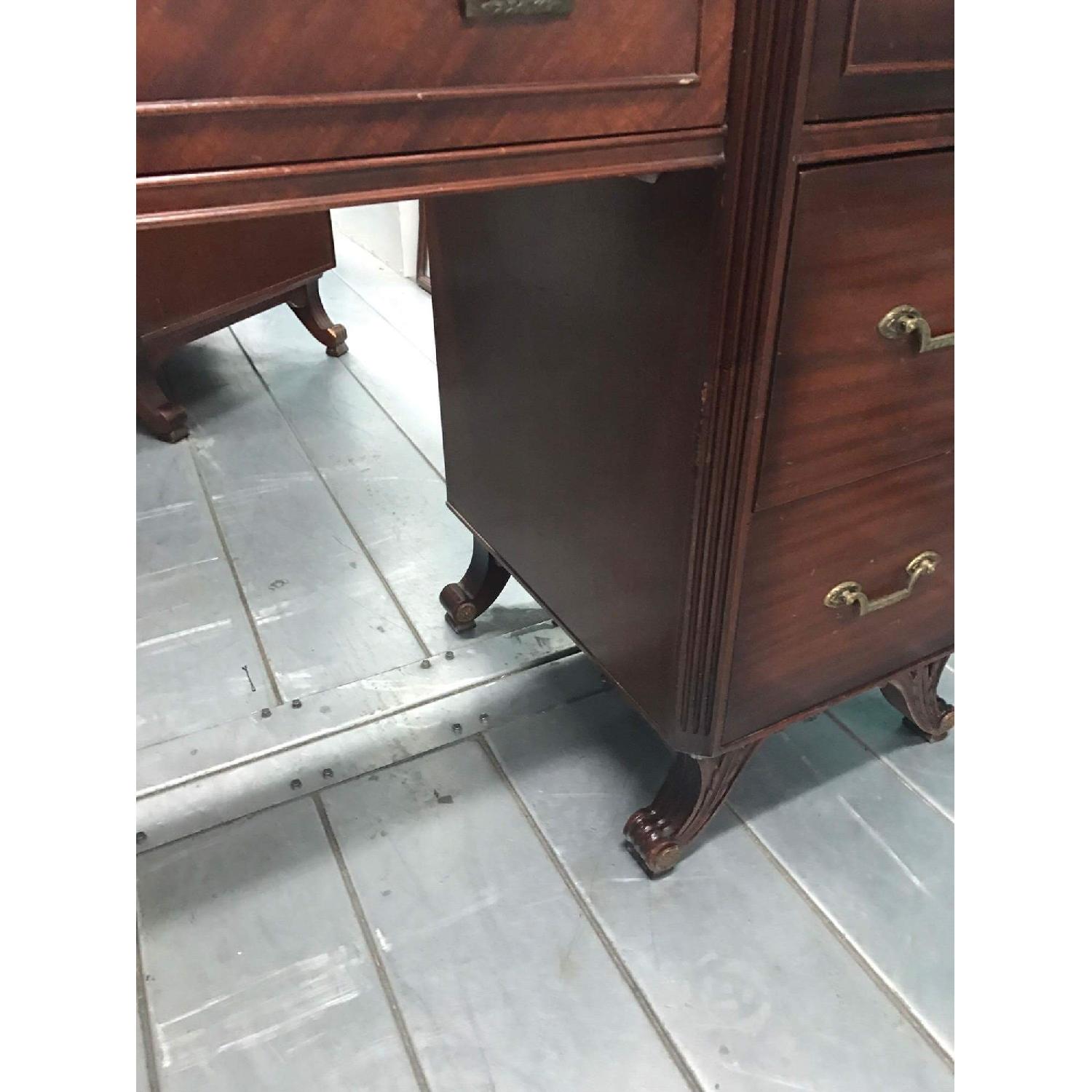 Rway Furniture Antique 1930s Mahogany Vanity Dresser w/ Hanging Mirror - image-2