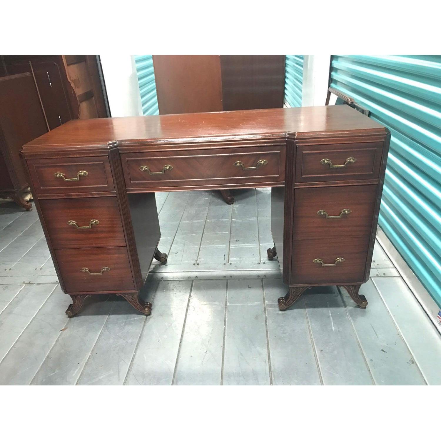 Rway Furniture Antique 1930s Mahogany Vanity Dresser w/ Hanging Mirror - image-16