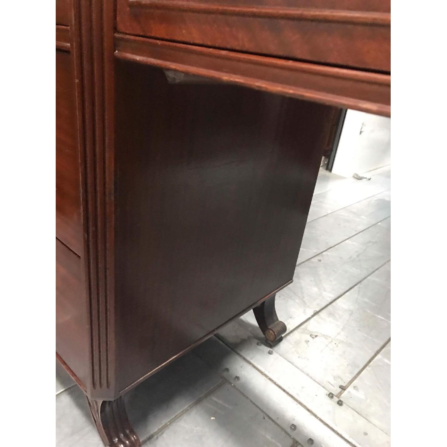 Rway Furniture Antique 1930s Mahogany Vanity Dresser w/ Hanging Mirror - image-19