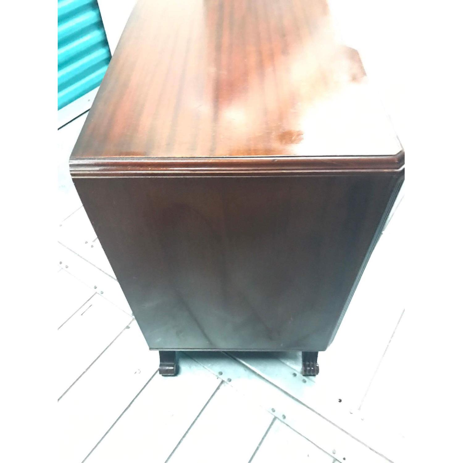 Rway Furniture Antique 1930s Mahogany Vanity Dresser w/ Hanging Mirror - image-25