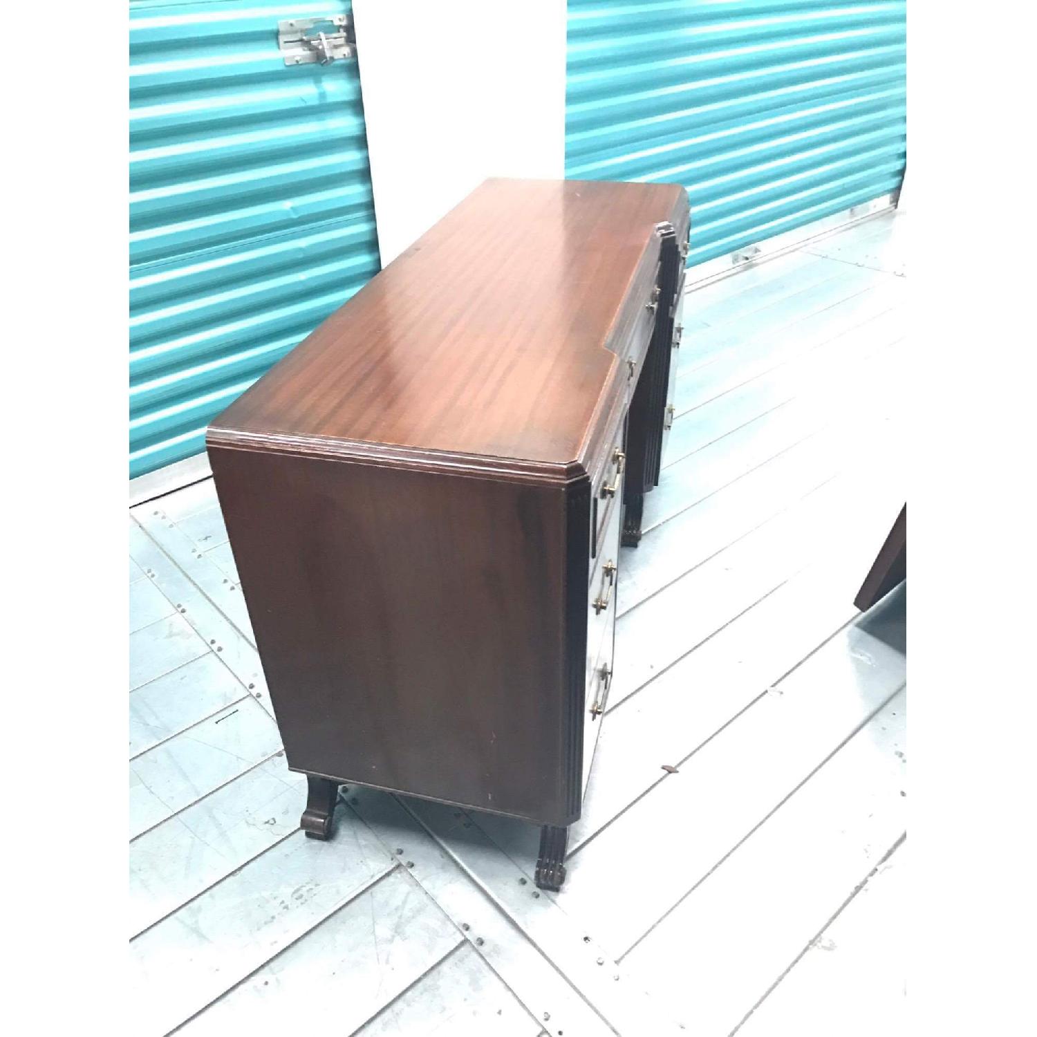 Rway Furniture Antique 1930s Mahogany Vanity Dresser w/ Hanging Mirror - image-28