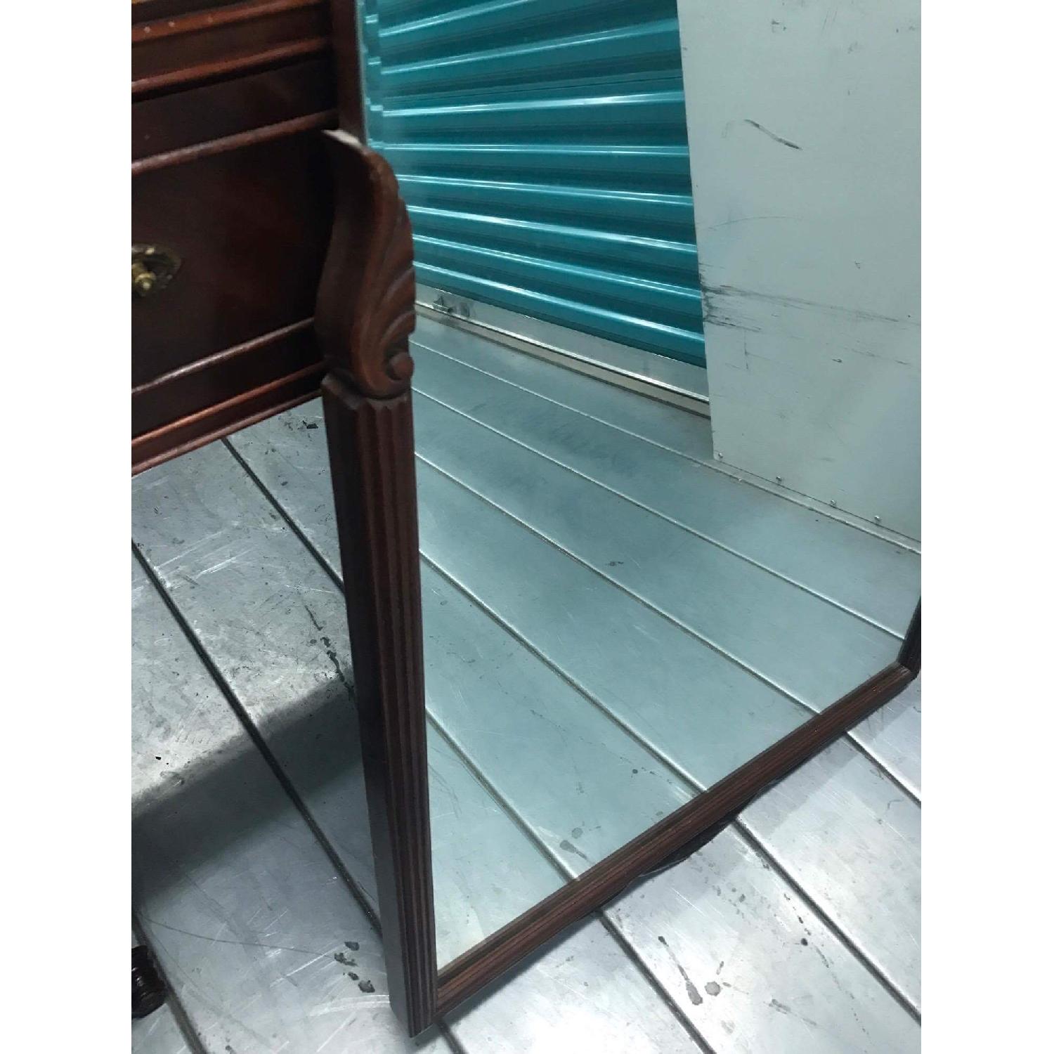 Rway Furniture Antique 1930s Mahogany Vanity Dresser w/ Hanging Mirror - image-33