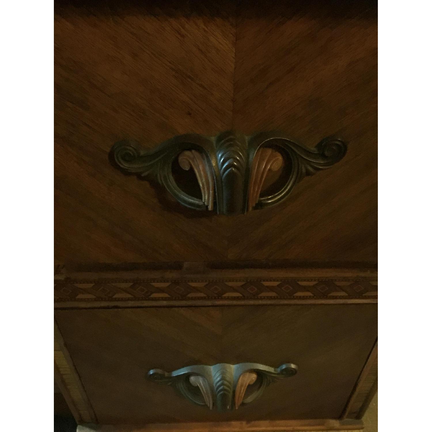 Antique 1930s Art Deco Waterfall Vanity Dresser w/ Original Handles & Beverly Etched Mirror - image-22