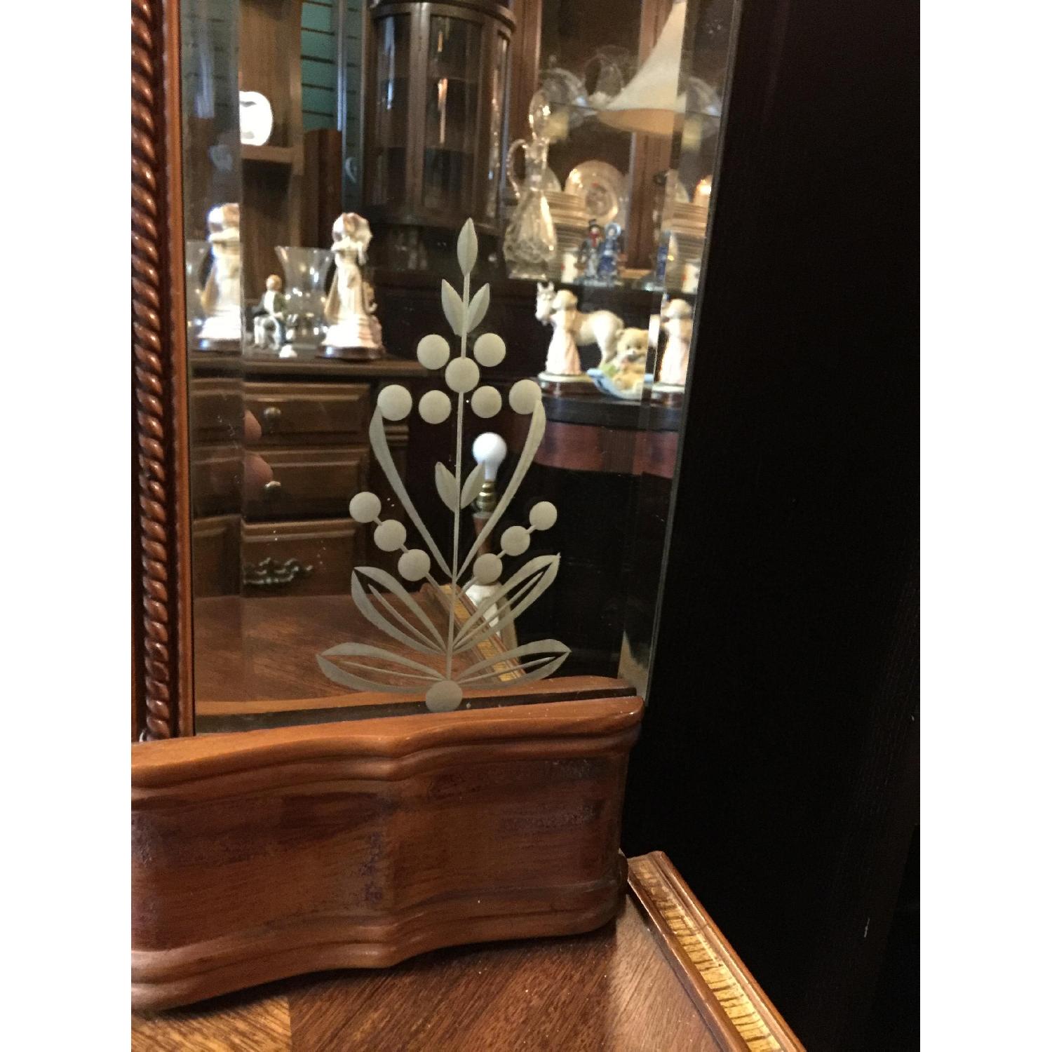 Antique 1930s Art Deco Waterfall Vanity Dresser w/ Original Handles & Beverly Etched Mirror - image-29