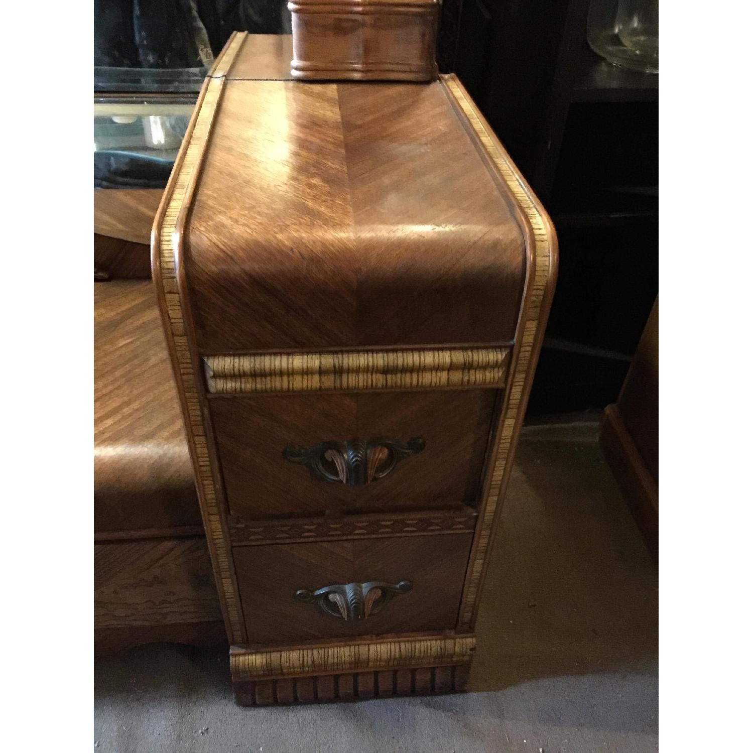 Antique 1930s Art Deco Waterfall Vanity Dresser w/ Original Handles & Beverly Etched Mirror - image-37