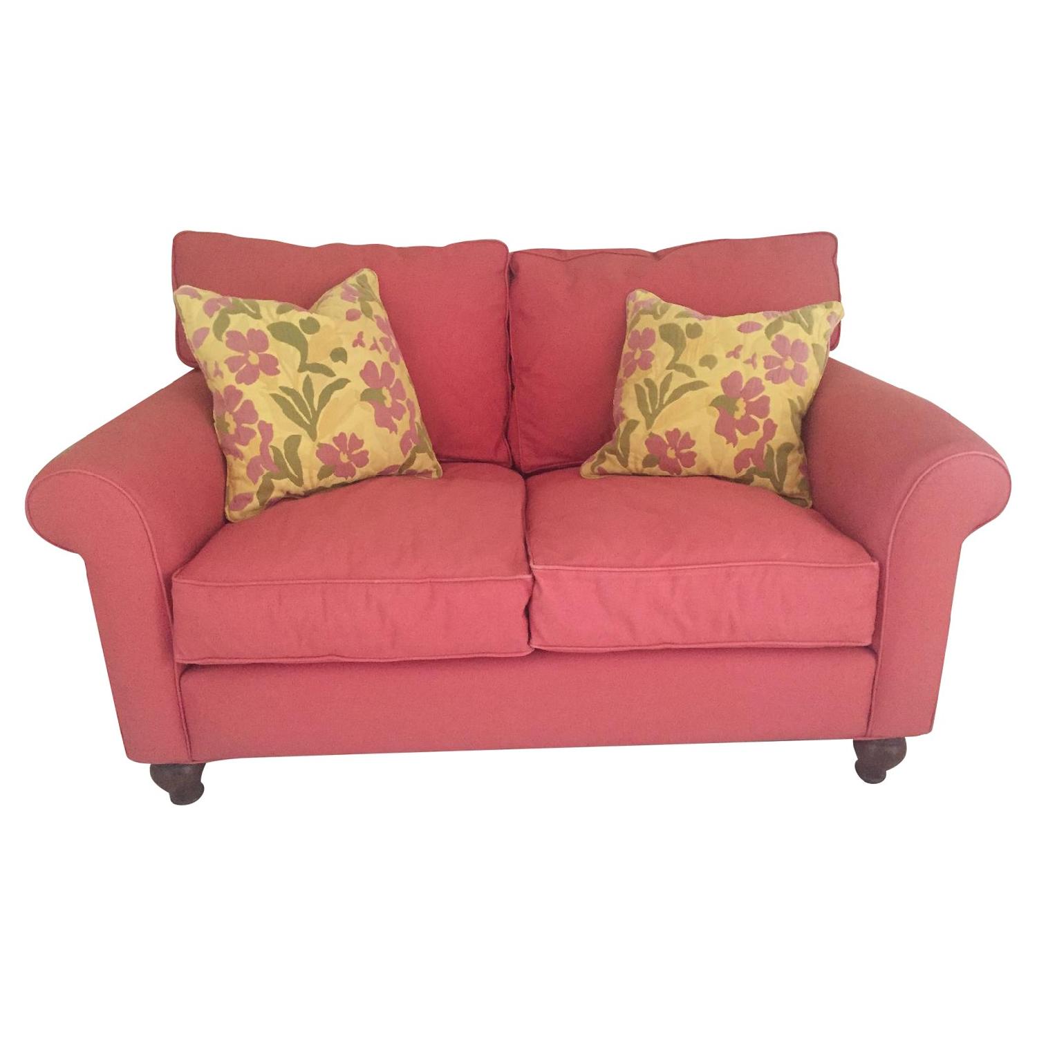 Haverty's Loveseat - image-0