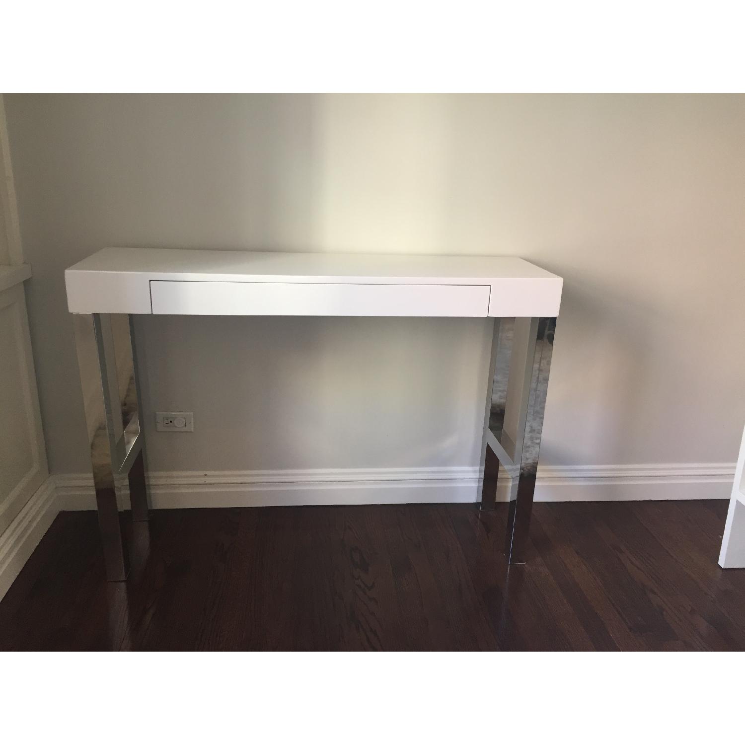 White Laquer Console Table - image-5
