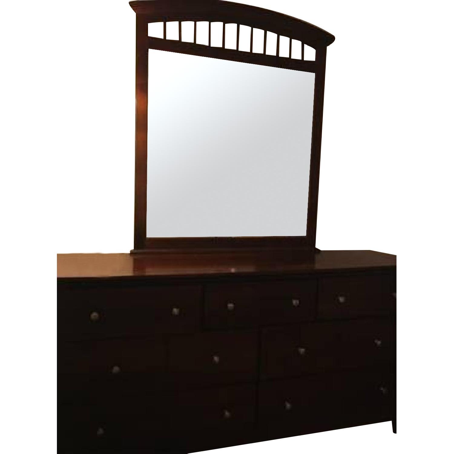Raymour & Flanigan Bedroom Set - image-9