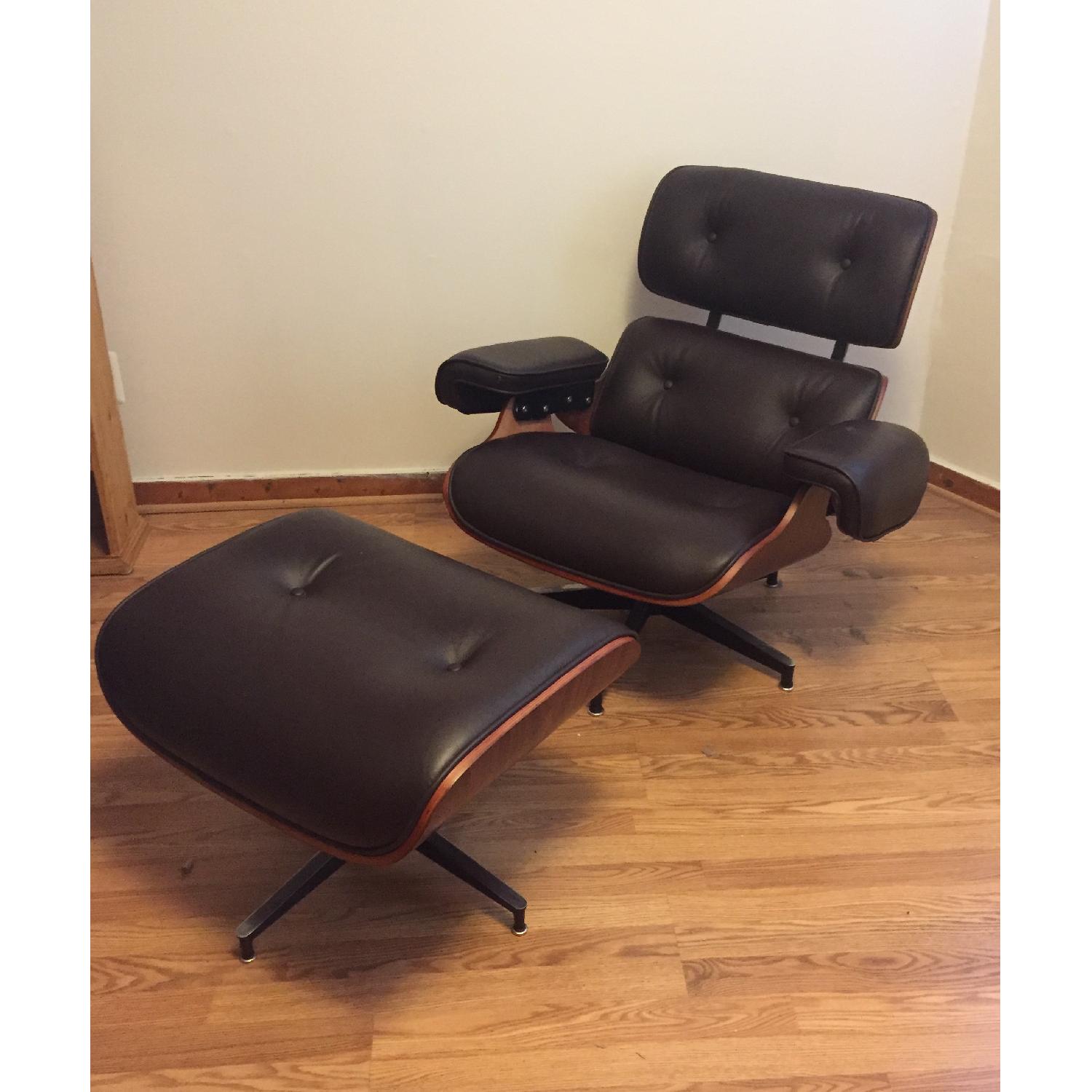 Mid-Century Style Lounge Chair in Black Leather - image-8