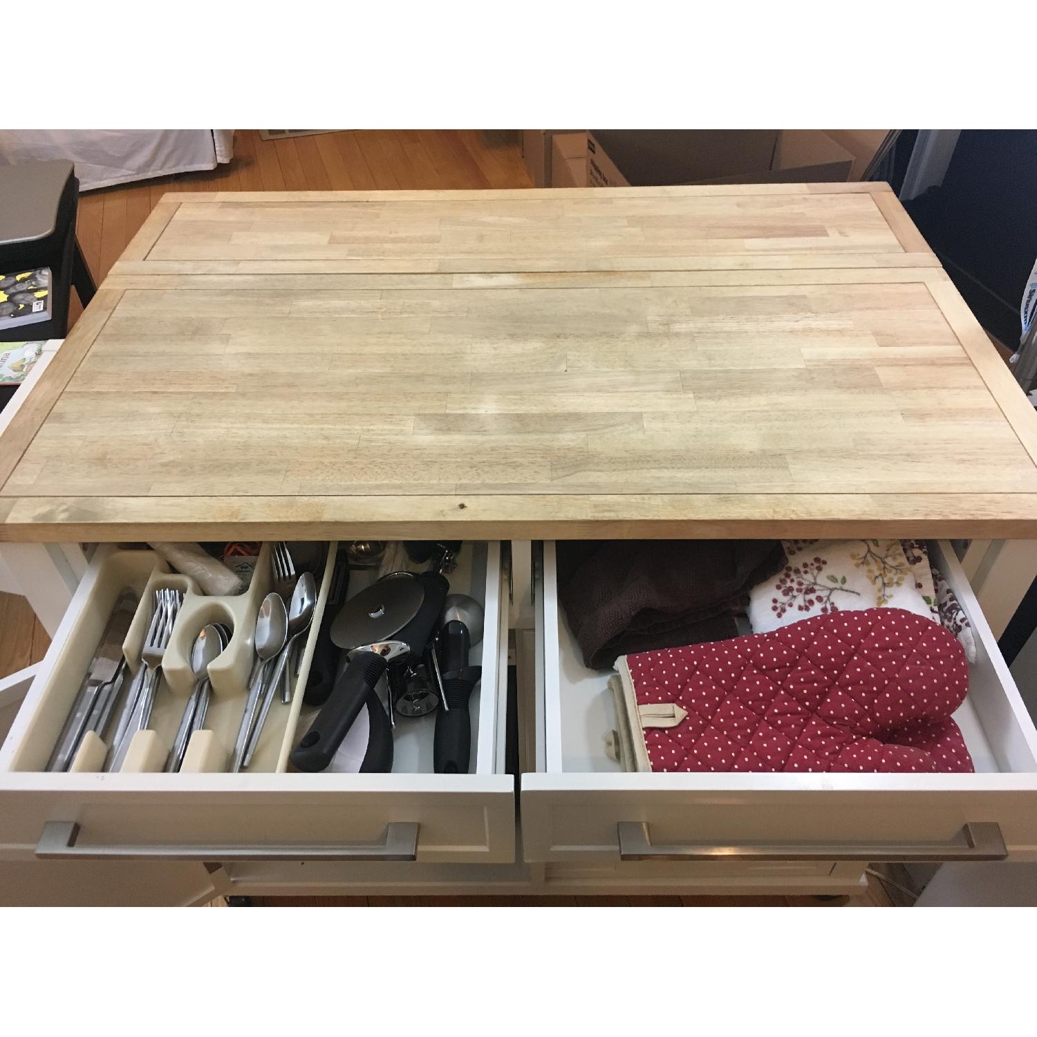 Real Simple Rolling Kitchen Island in White w/ 2 Bar Stools - image-8
