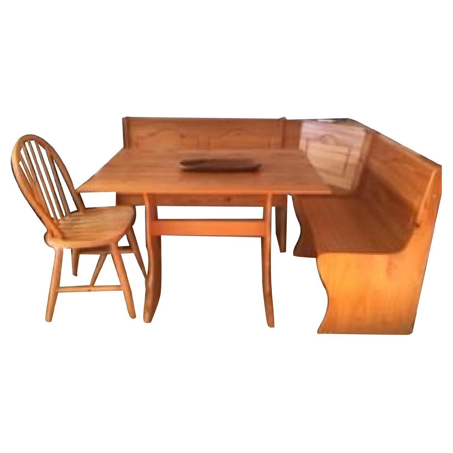 Gothic Craft Kitchen Nook AptDeco