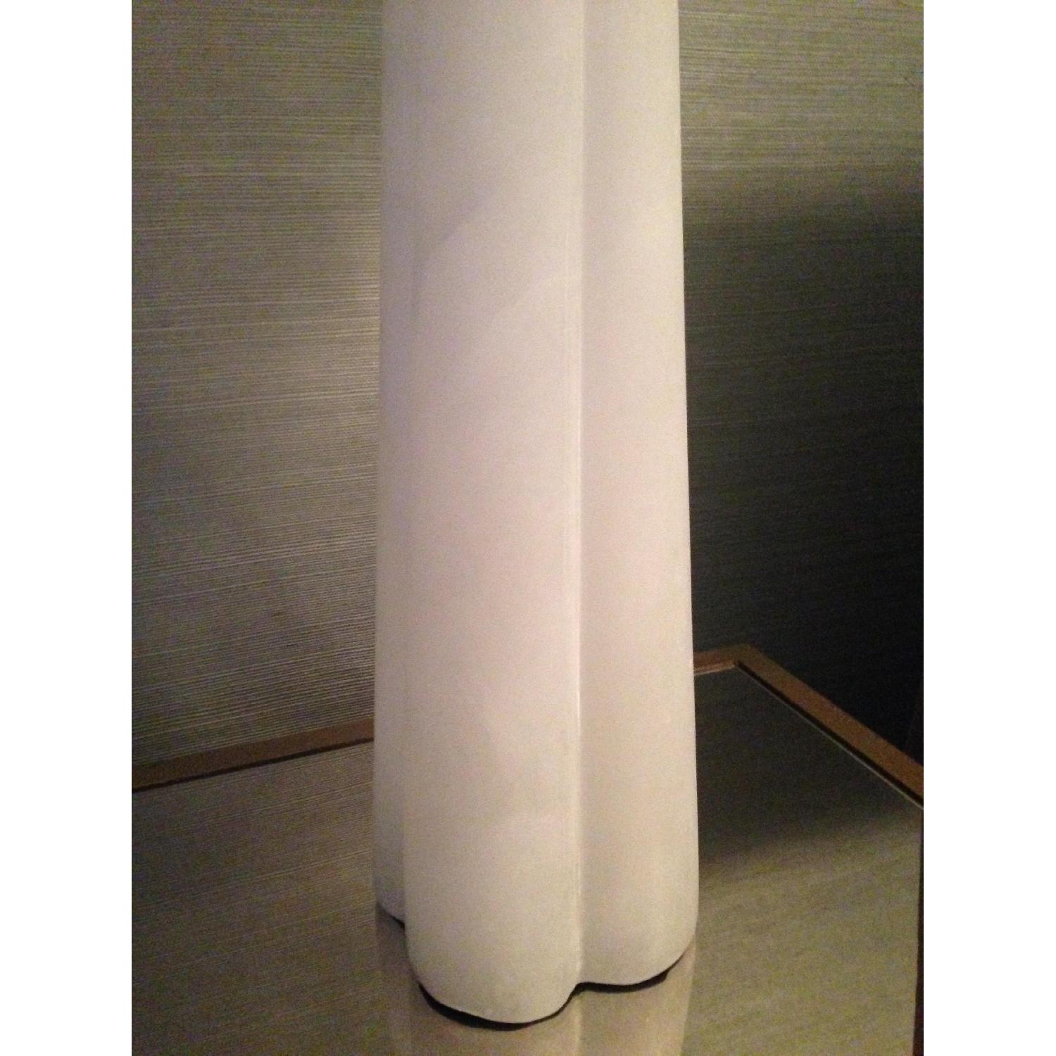 Alabaster Table Lamp - image-4