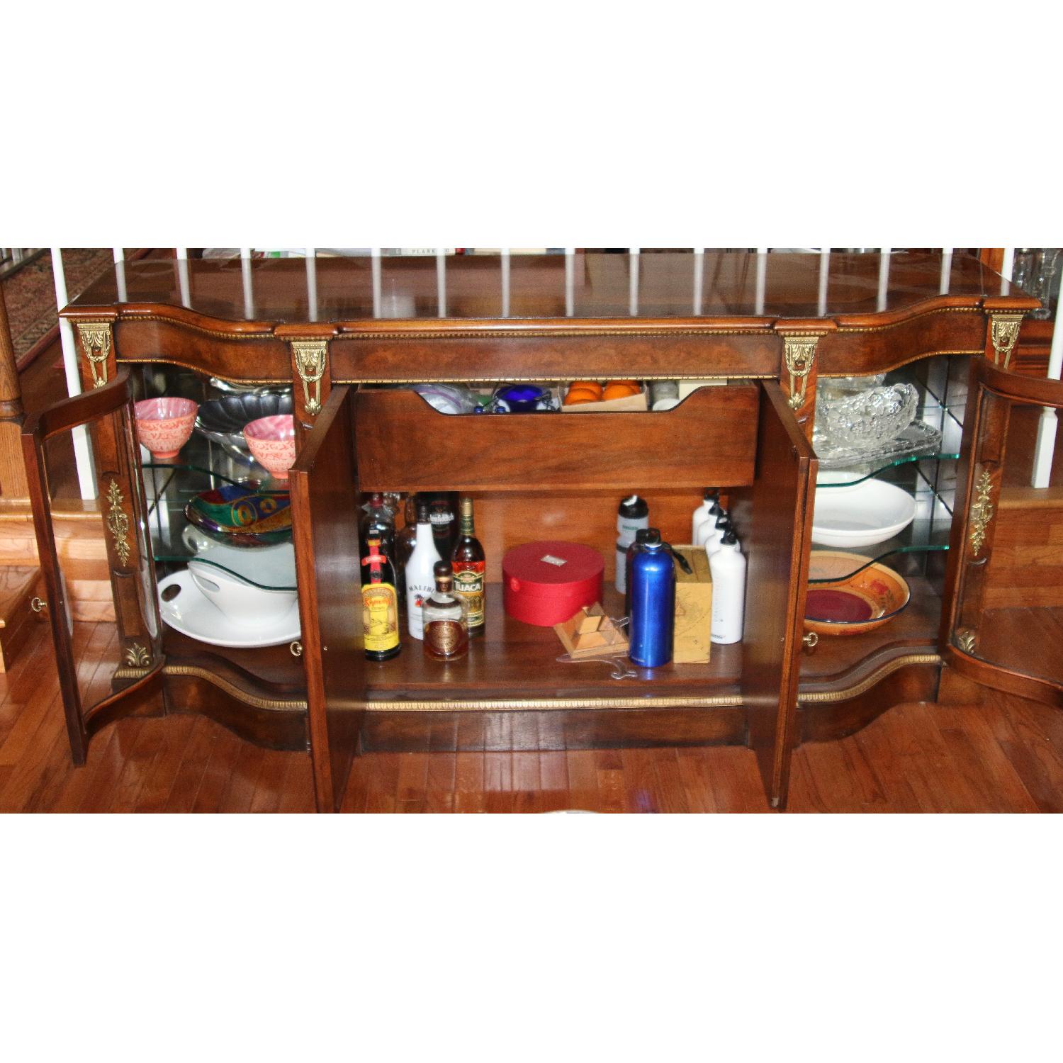 Henredon Buffet w/ Side Glass Doors w/ Lights - image-5