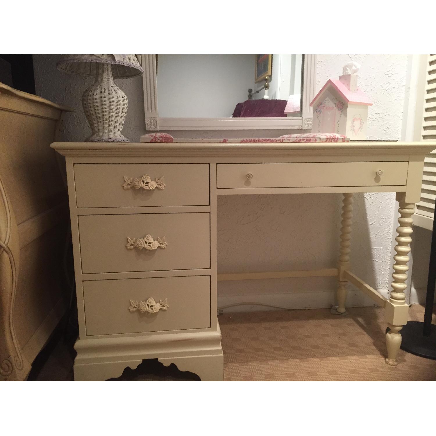 Lexington Furniture Girls Writing Desk - image-3