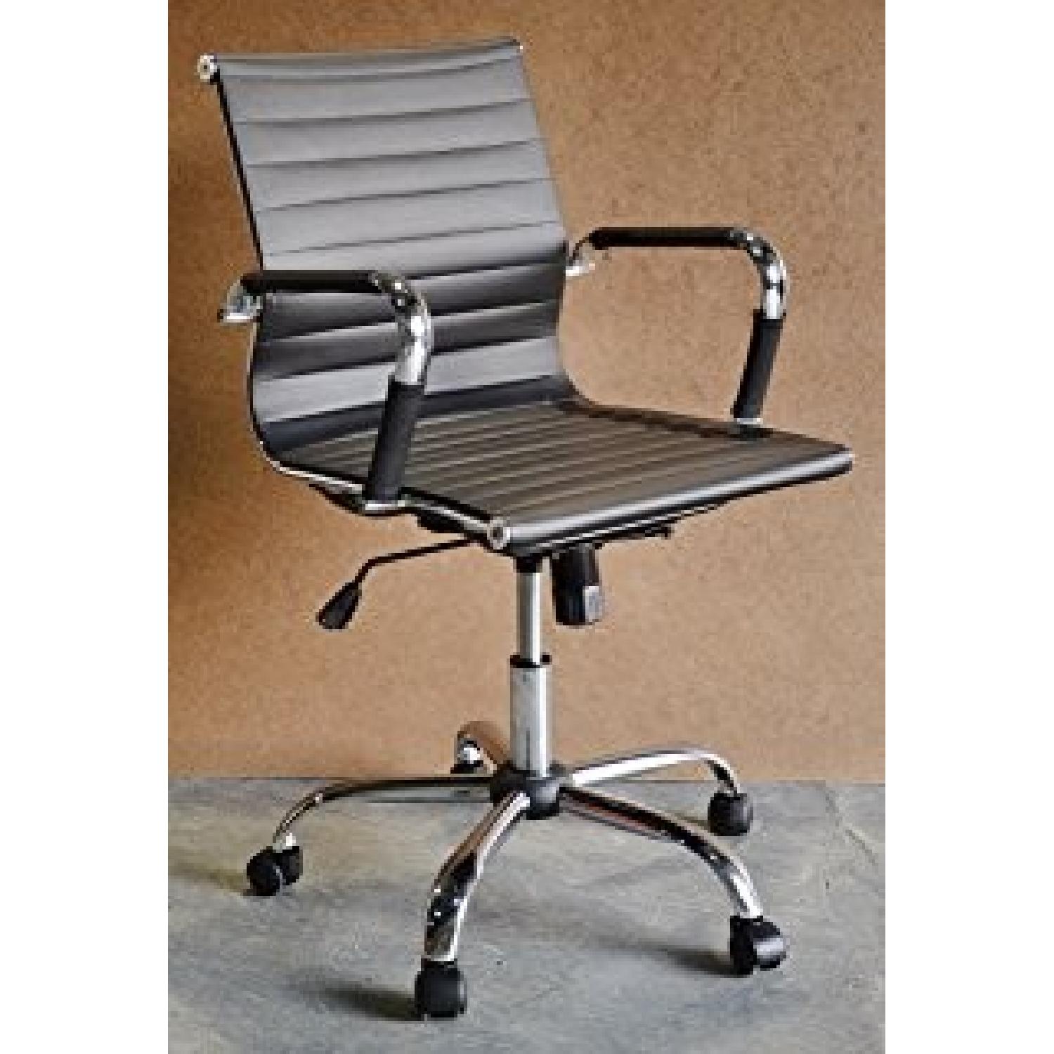 Eames Aluminium Group Management Style Office Chair Replica - image-1