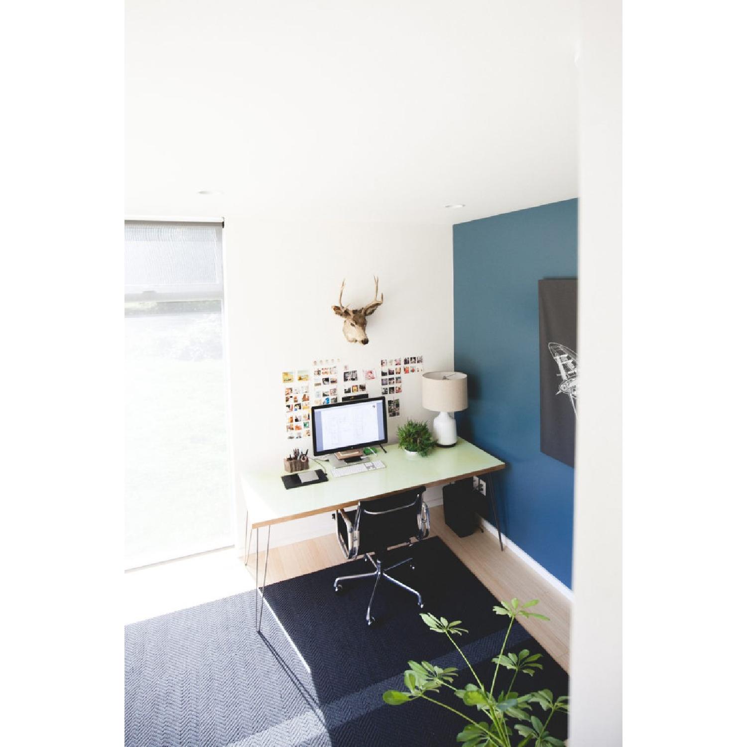 Eames Aluminium Group Management Style Office Chair Replica - image-5