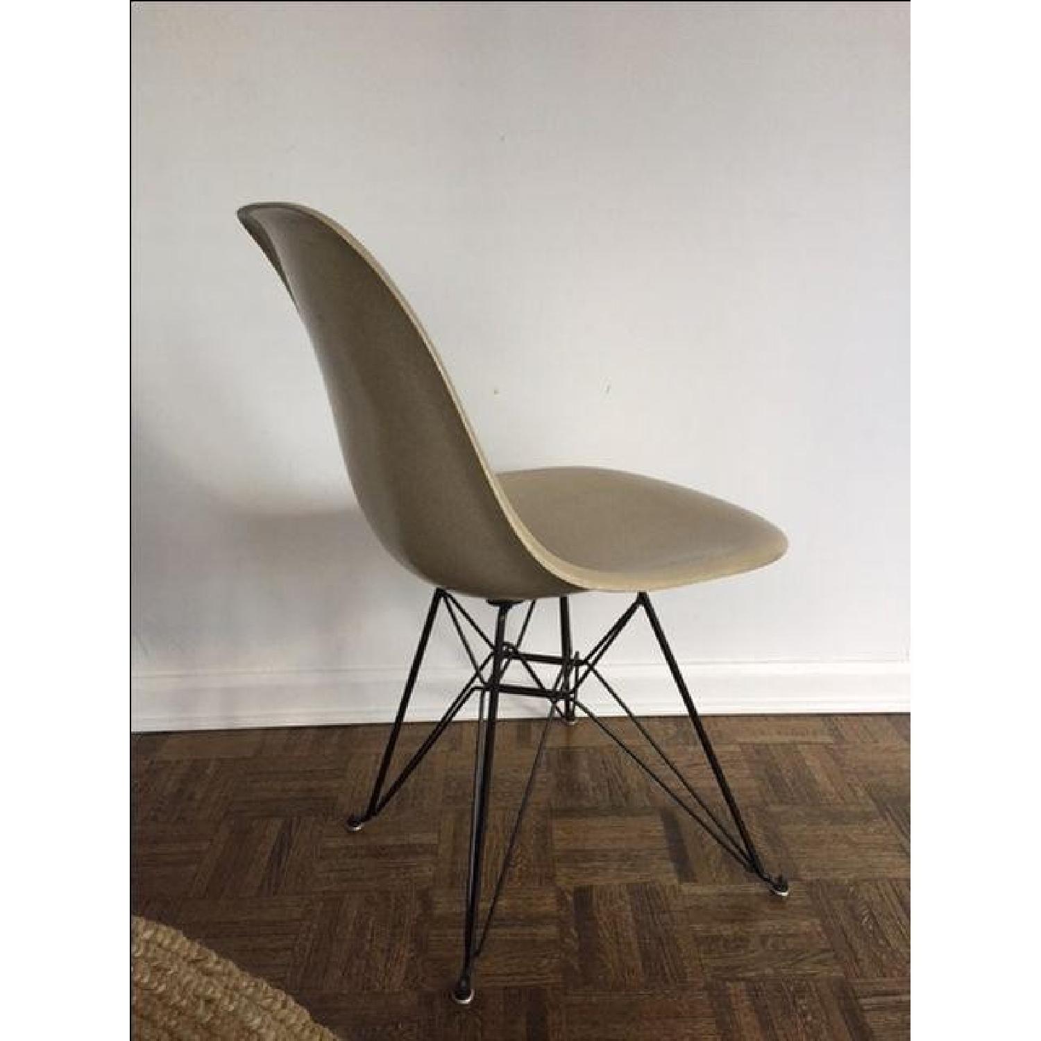 Modernica Case Study Fiberglass Shell Chair - image-2