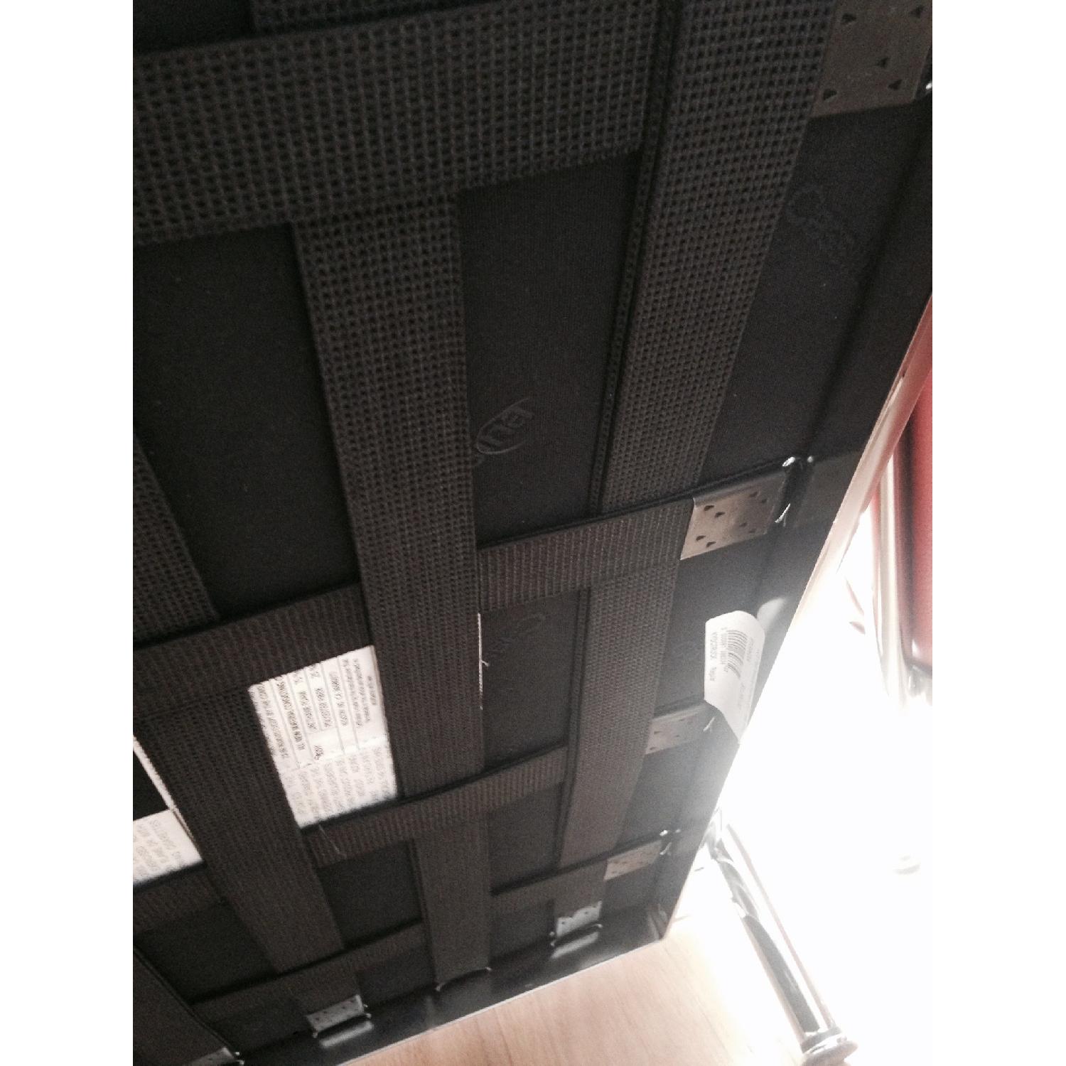 Cassina Le Corbusier LC3 Chair & LC2 Ottoman - image-2