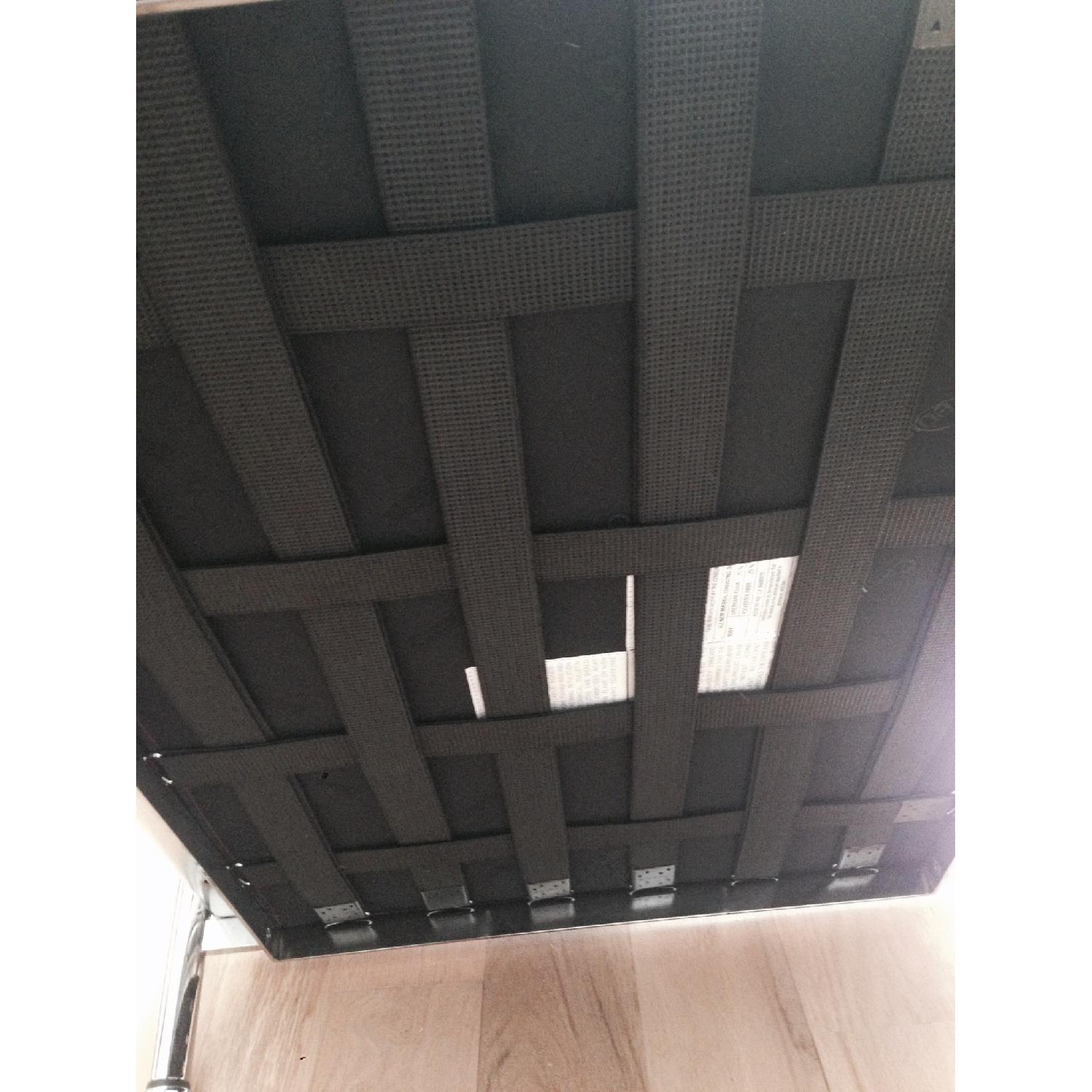 Cassina Le Corbusier LC3 Chair & LC2 Ottoman - image-5