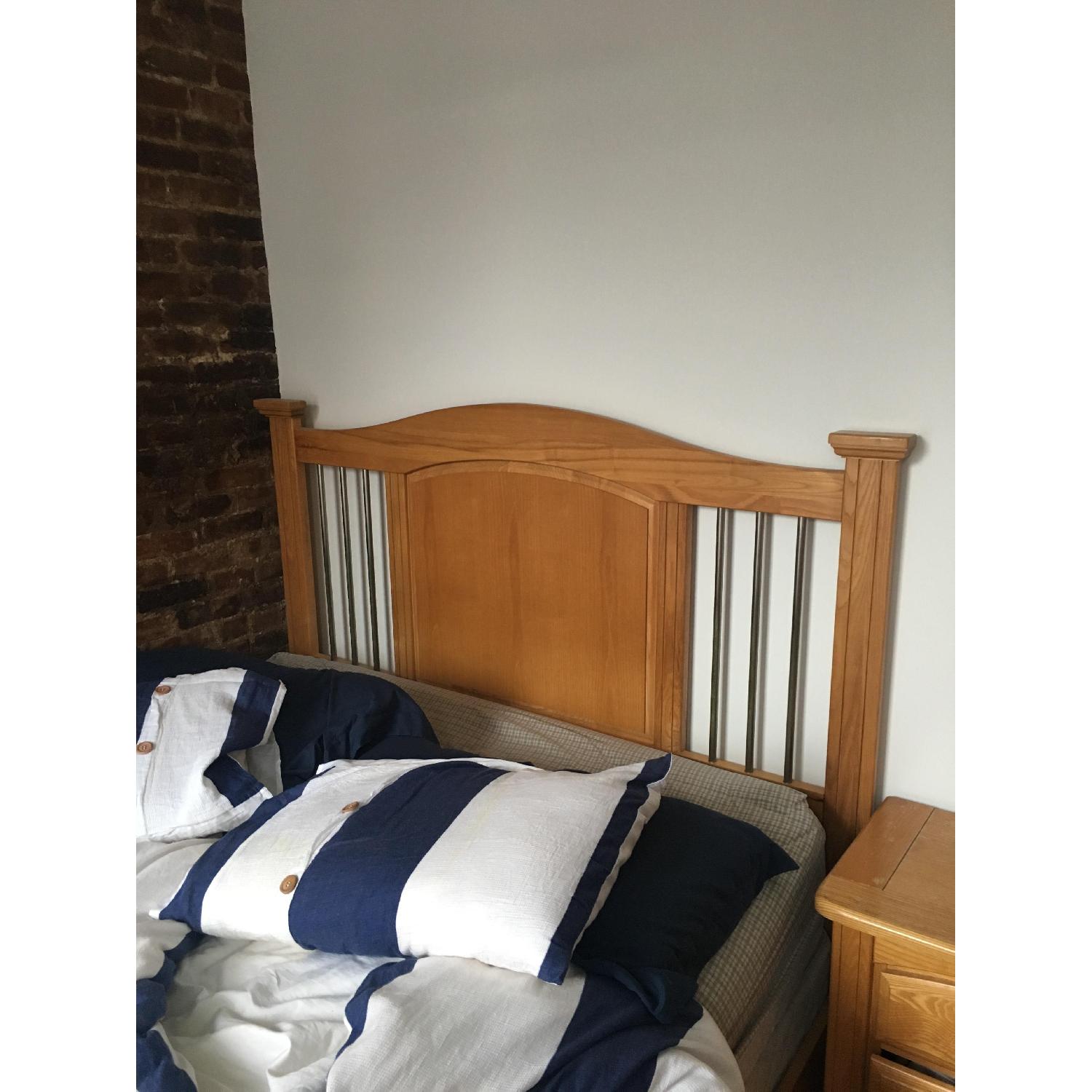 Raymour & Flanigan Queen Size Bed Frame - image-3