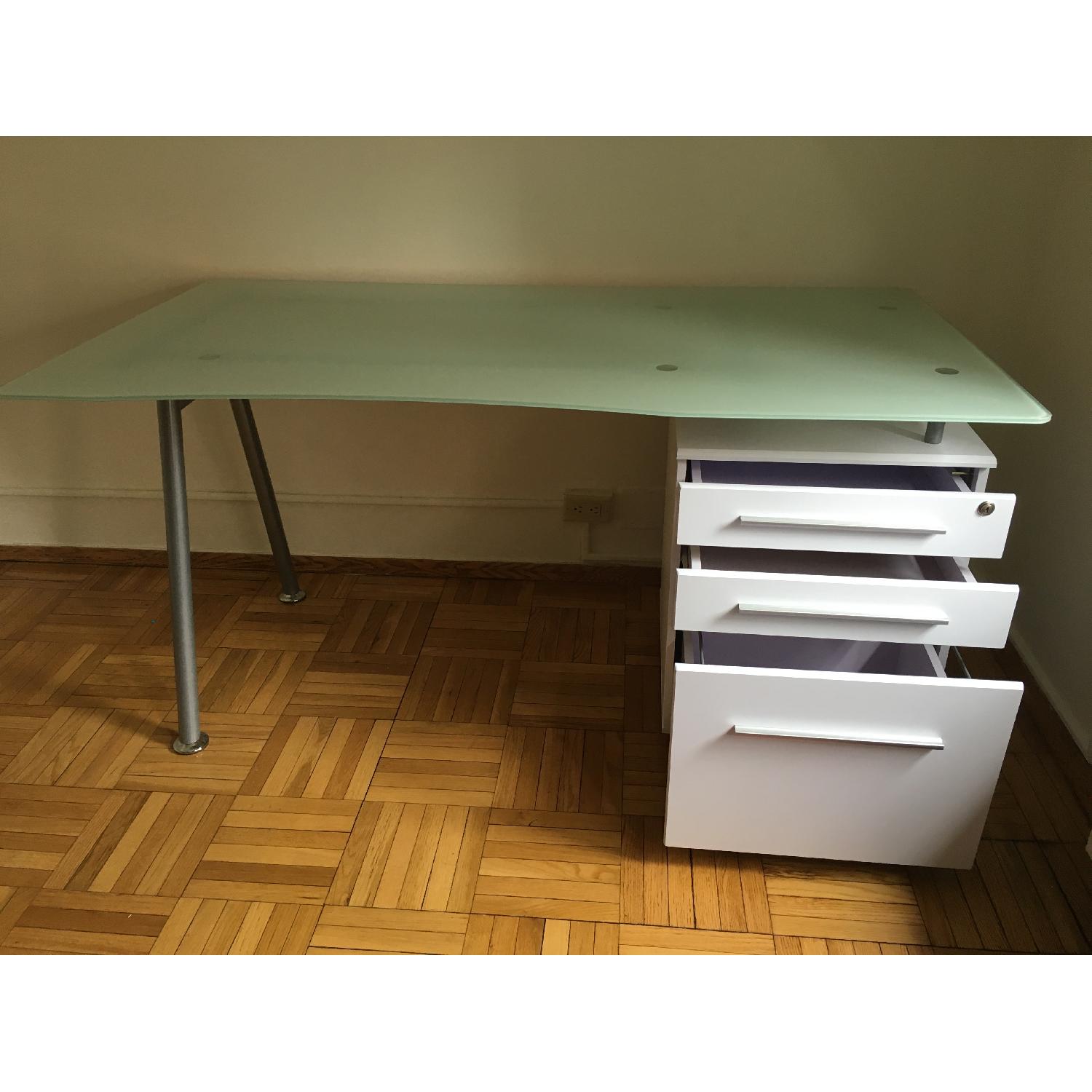 White Computer Desk w/ Glass Top & Three Drawer Pedestal AptDeco