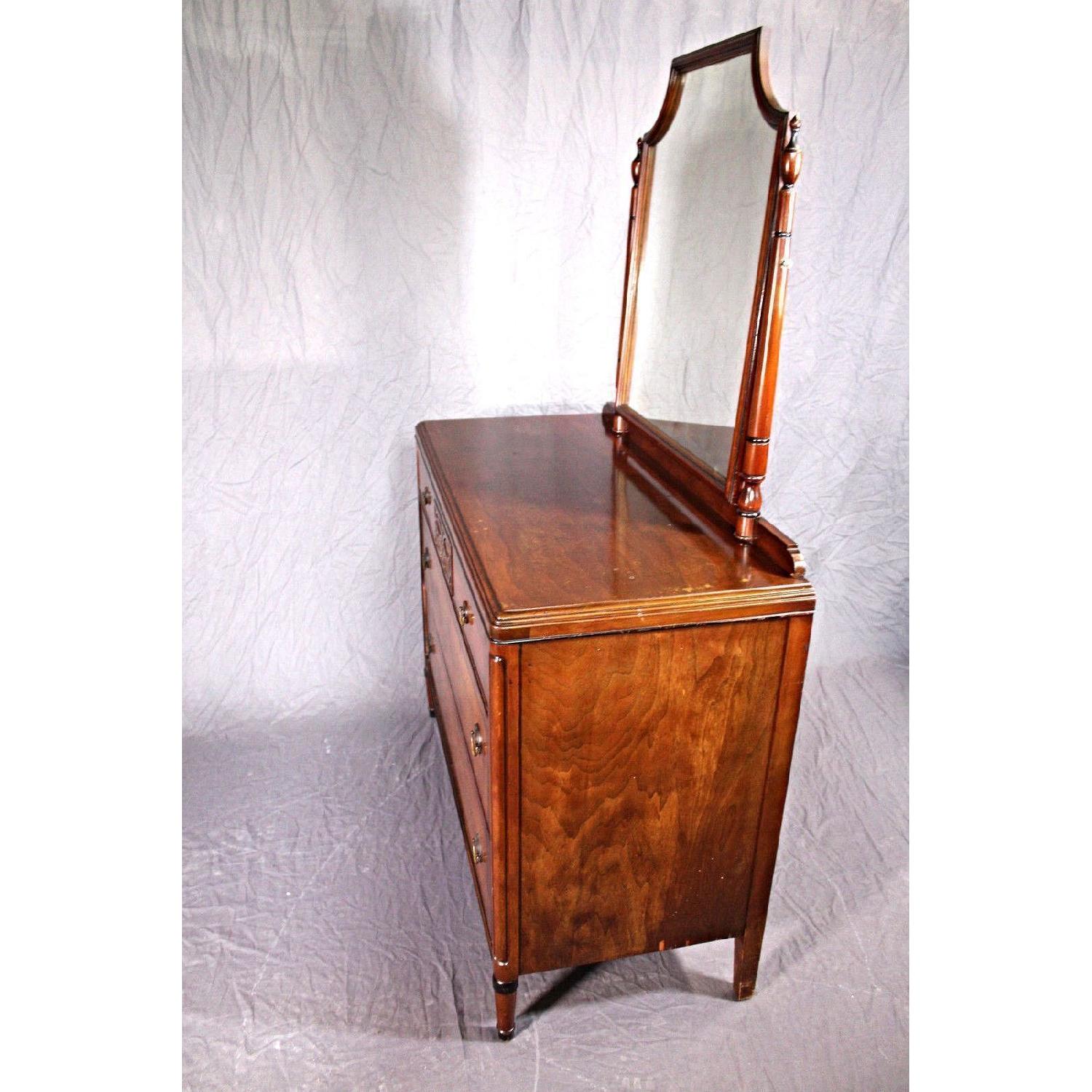 Stiehl Furniture Art Deco Dresser w/ Mirror - image-6