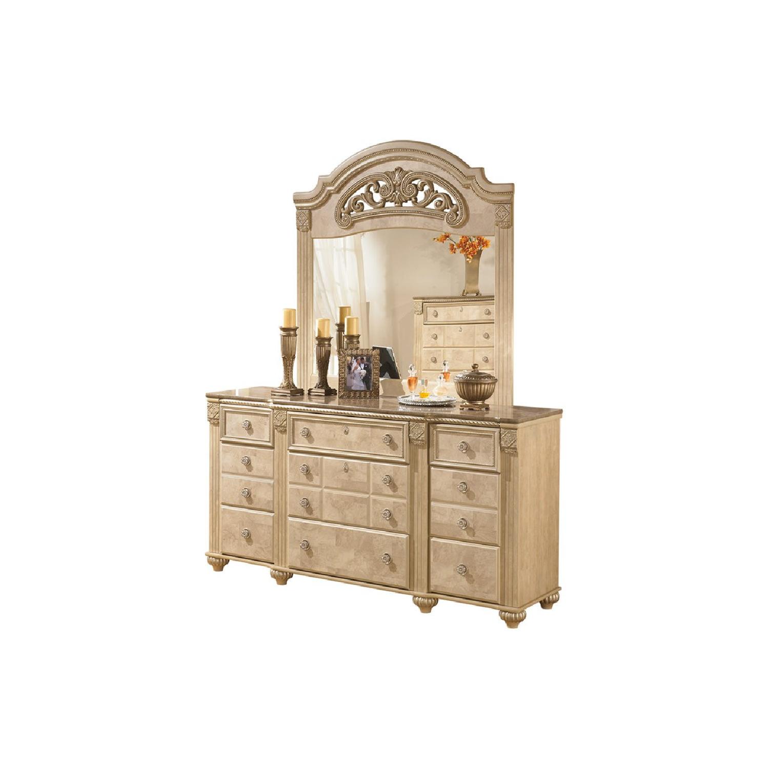 Ashley's Saveaha Classic Dresser in Light Beige - image-0