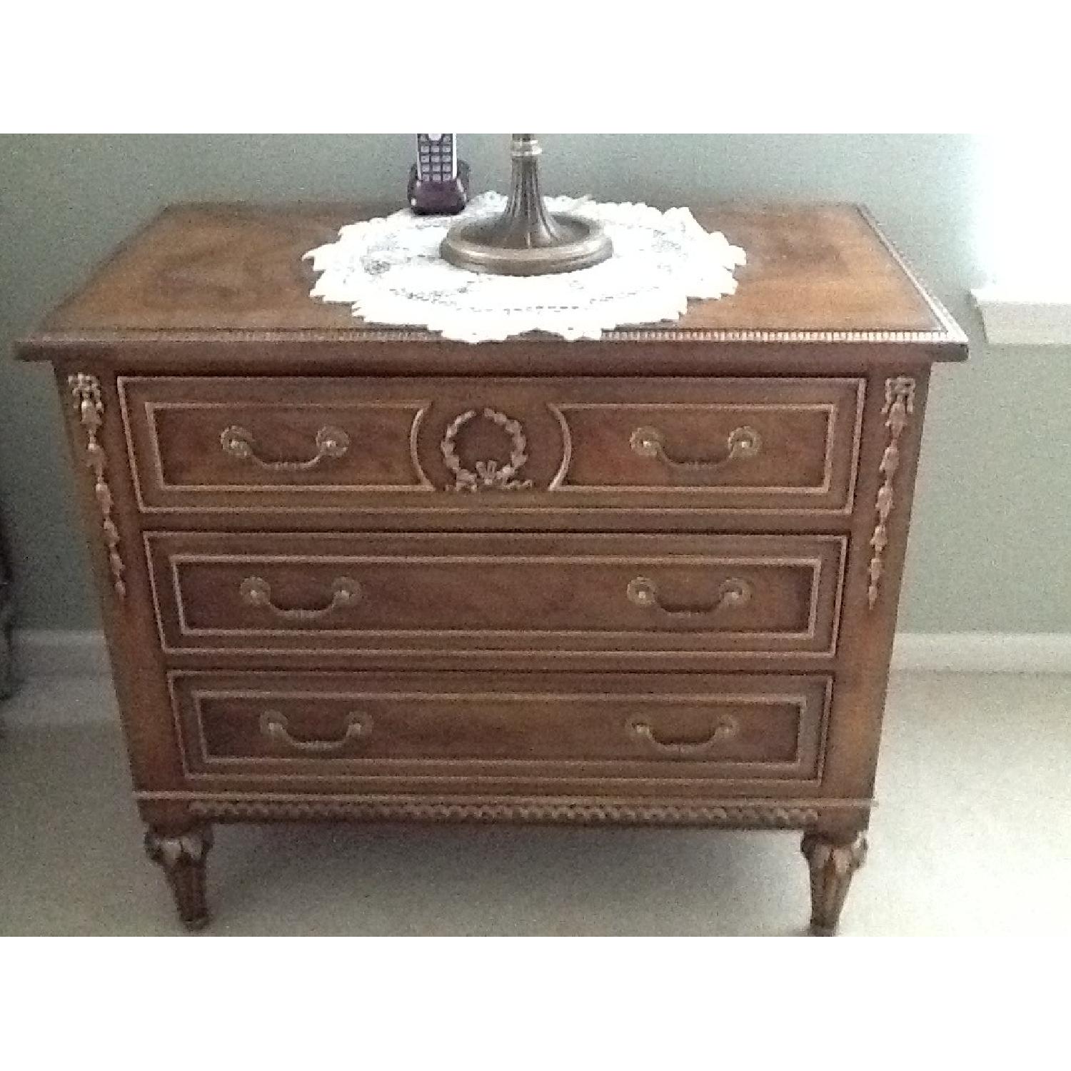 EJ Victor Newport Historic Collection Mansions Bedroom Set AptDeco