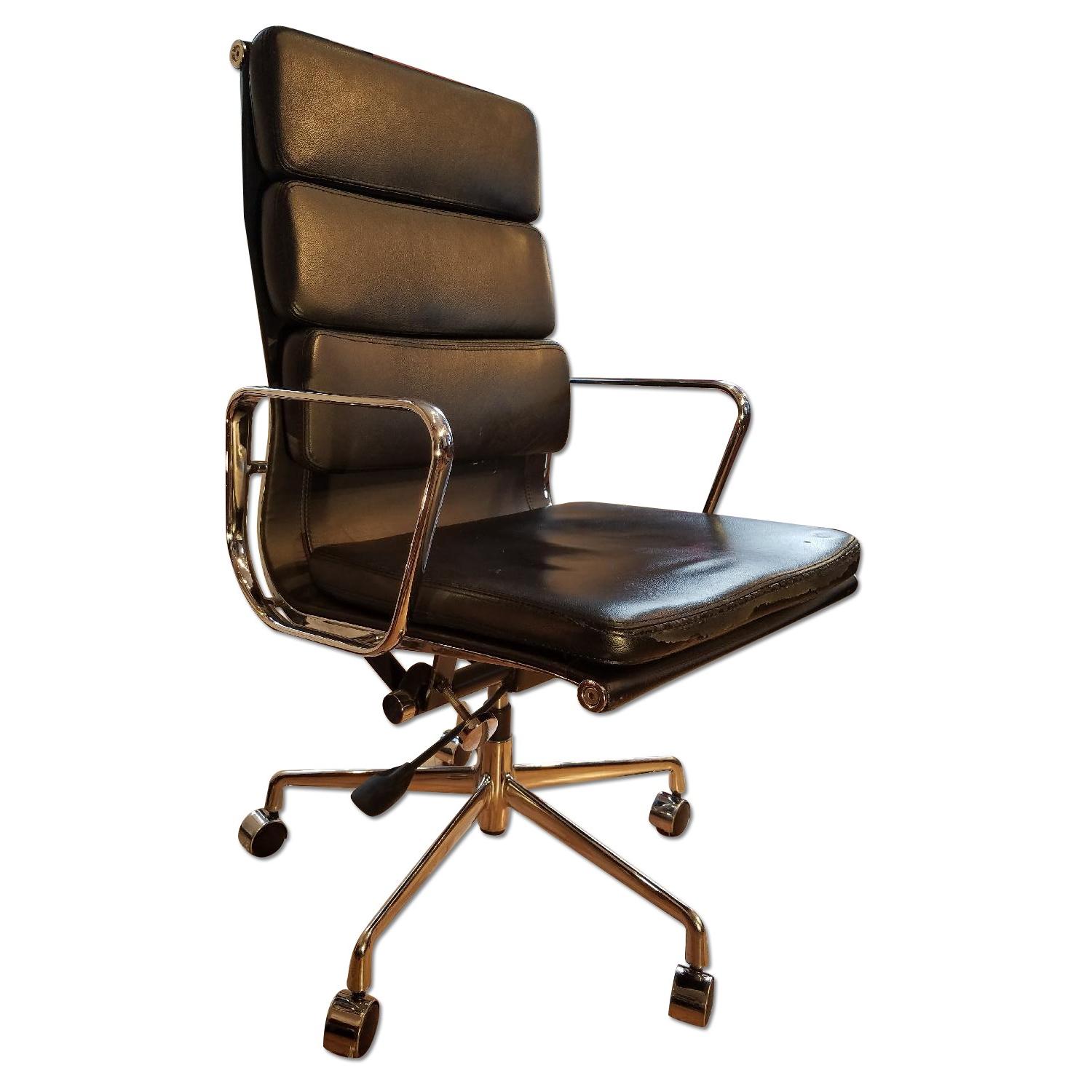 Eames Soft Pad Executive Chair Replica - image-0