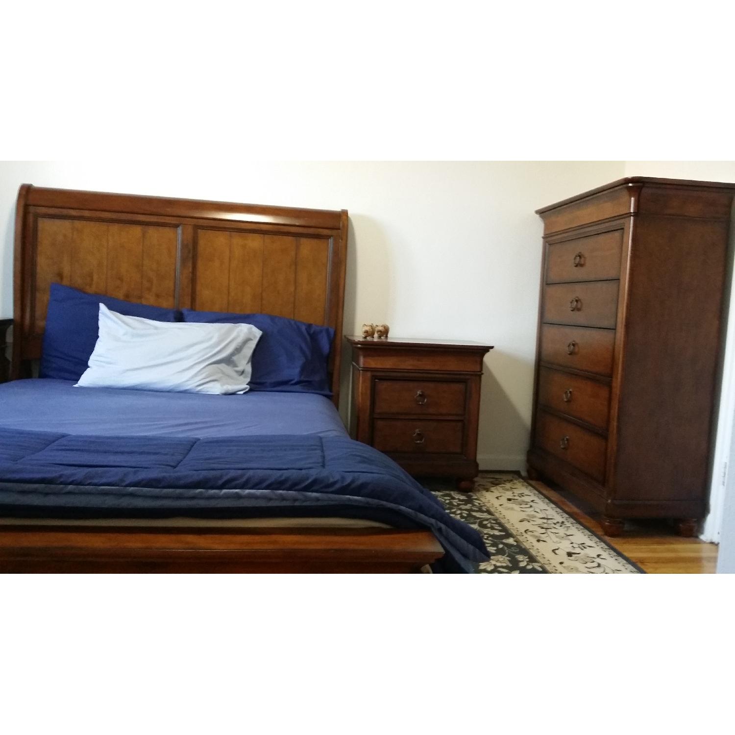 Klaussner Furniture 4 Piece Queen Bedroom Set - image-2