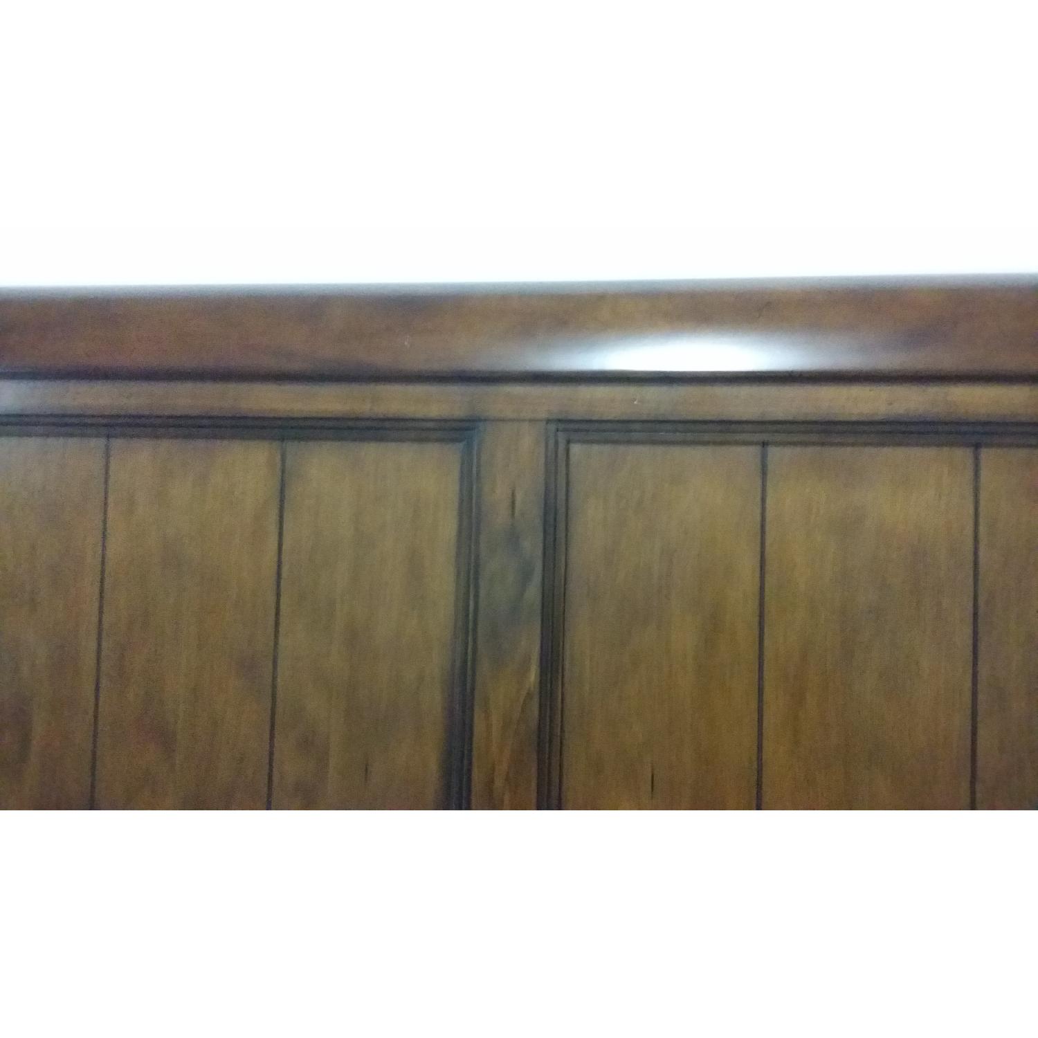 Klaussner Furniture 4 Piece Queen Bedroom Set - image-6