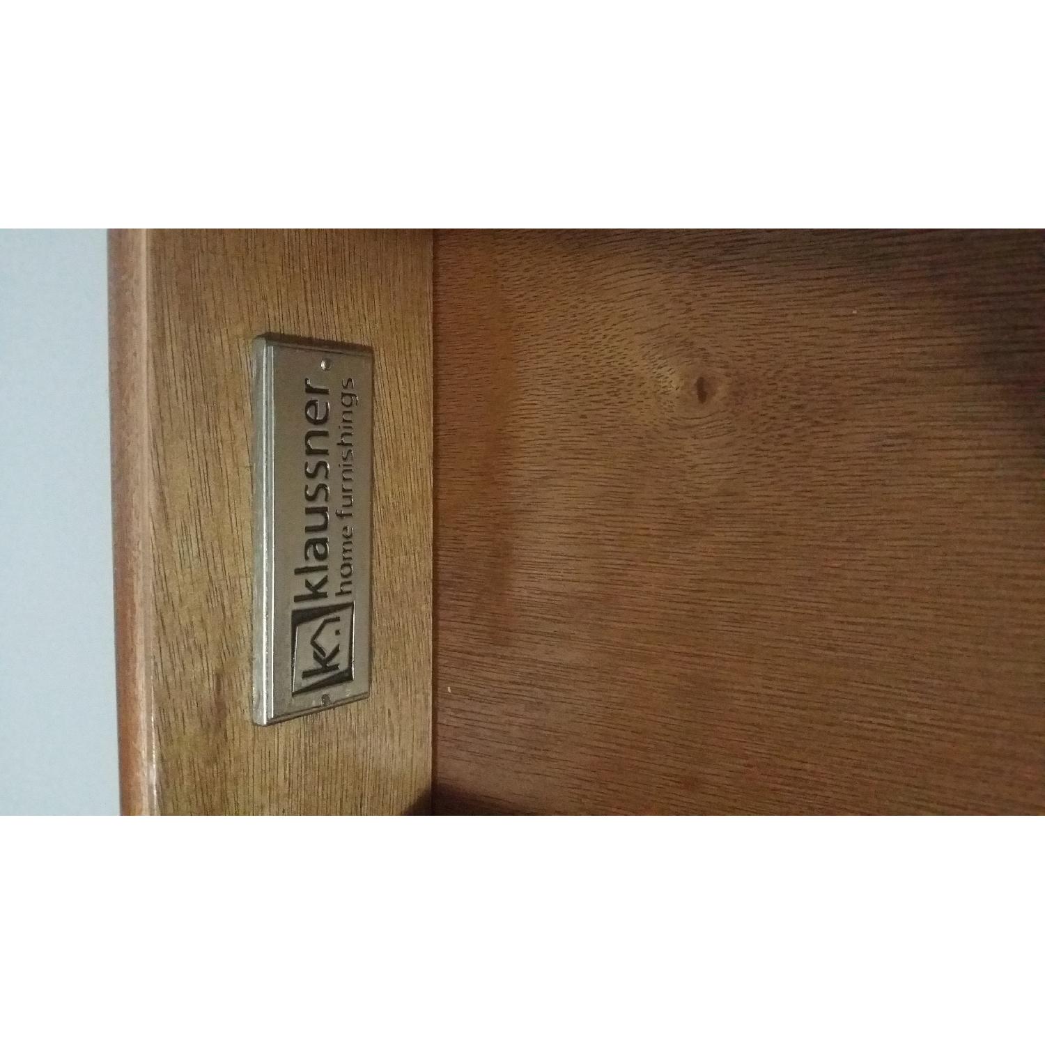 Klaussner Furniture 4 Piece Queen Bedroom Set - image-7