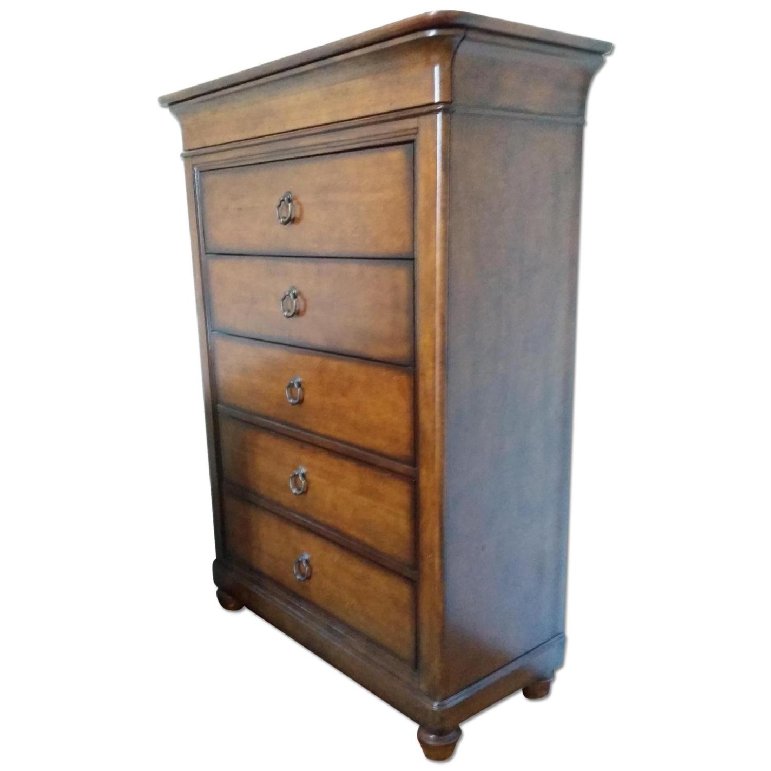 Klaussner Furniture 4 Piece Queen Bedroom Set - image-9