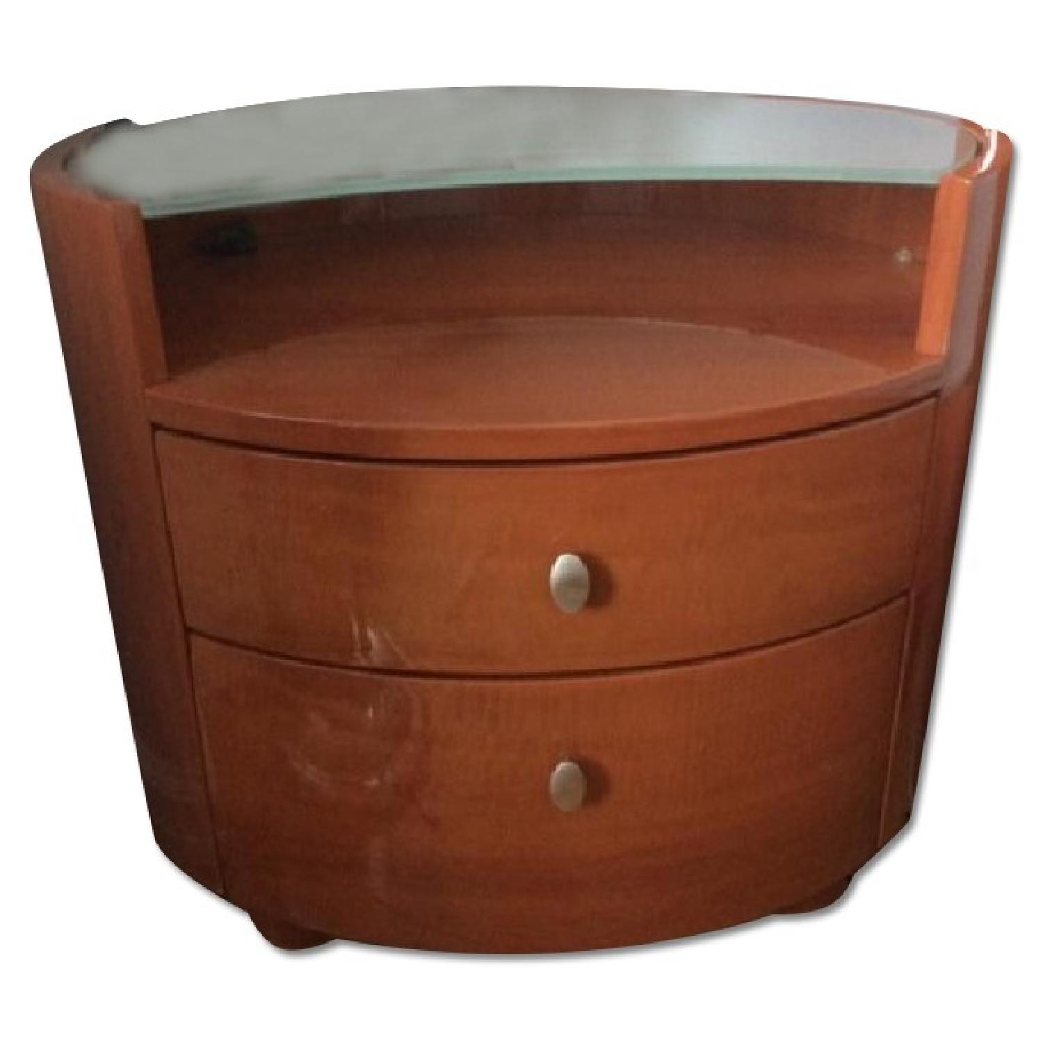 Queen Size 3 Piece Bedroom Set - image-2