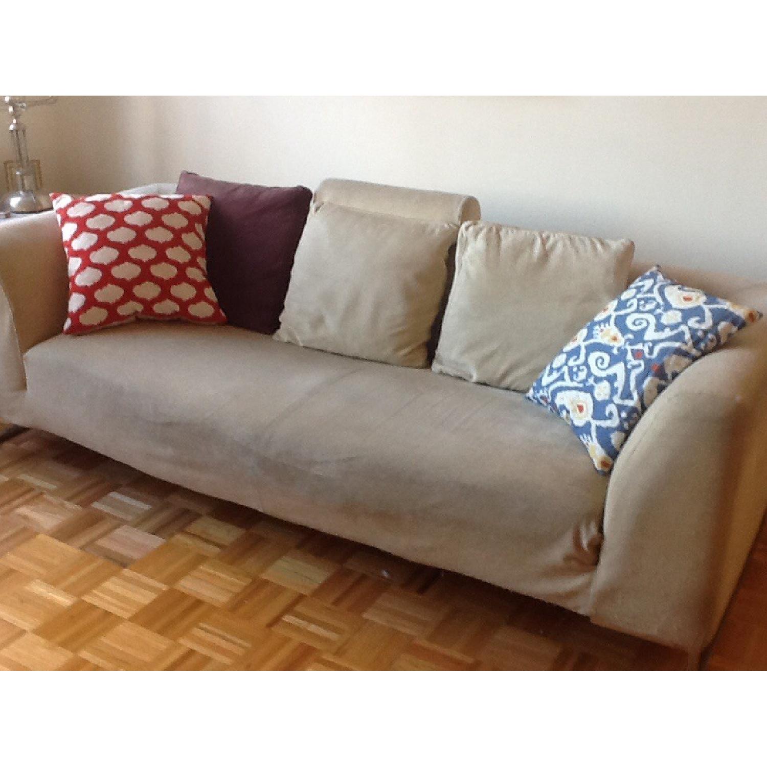 Italian Dawn Sofa - image-1