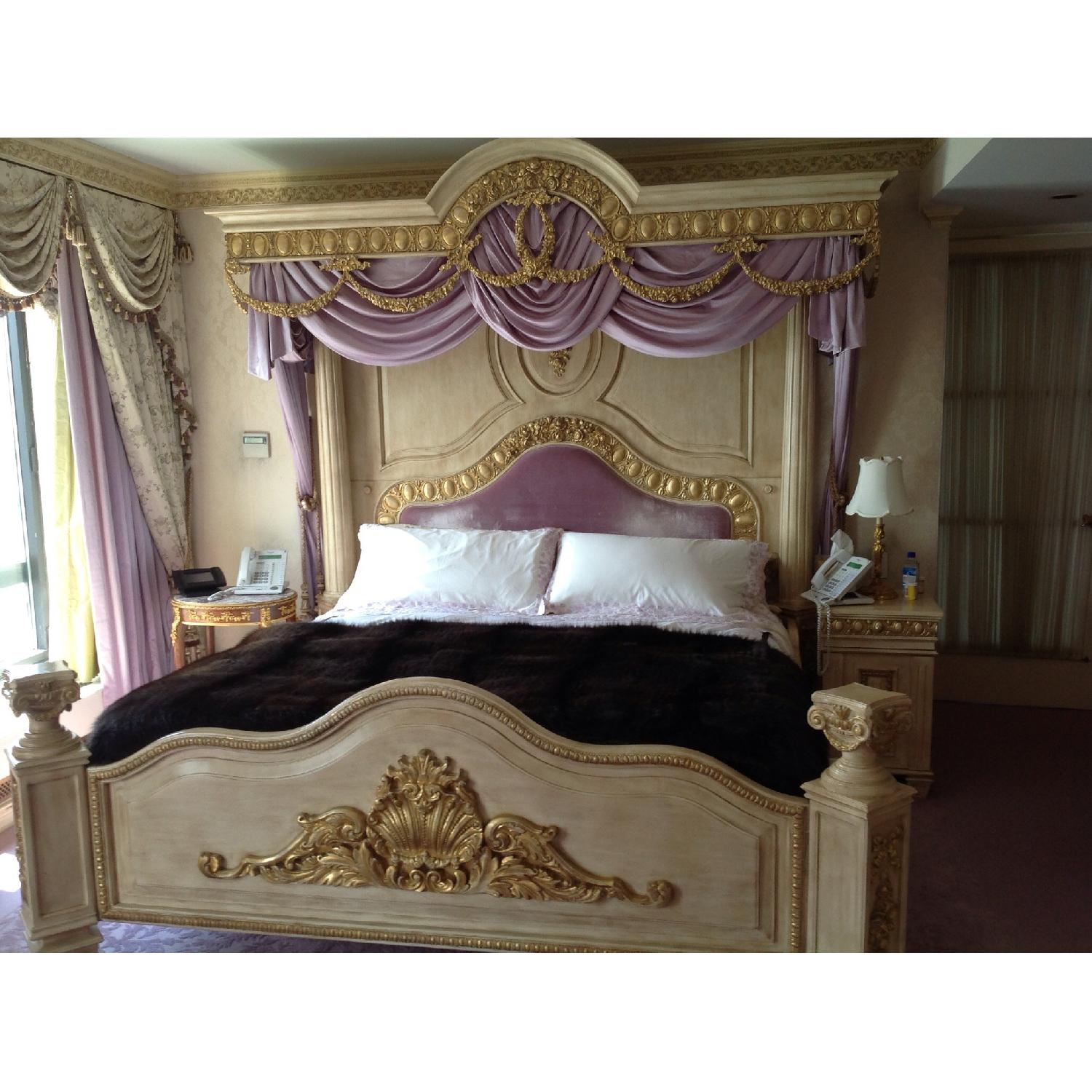Retired Phyllis Morris DeMedici King Bed with Lights - image-5