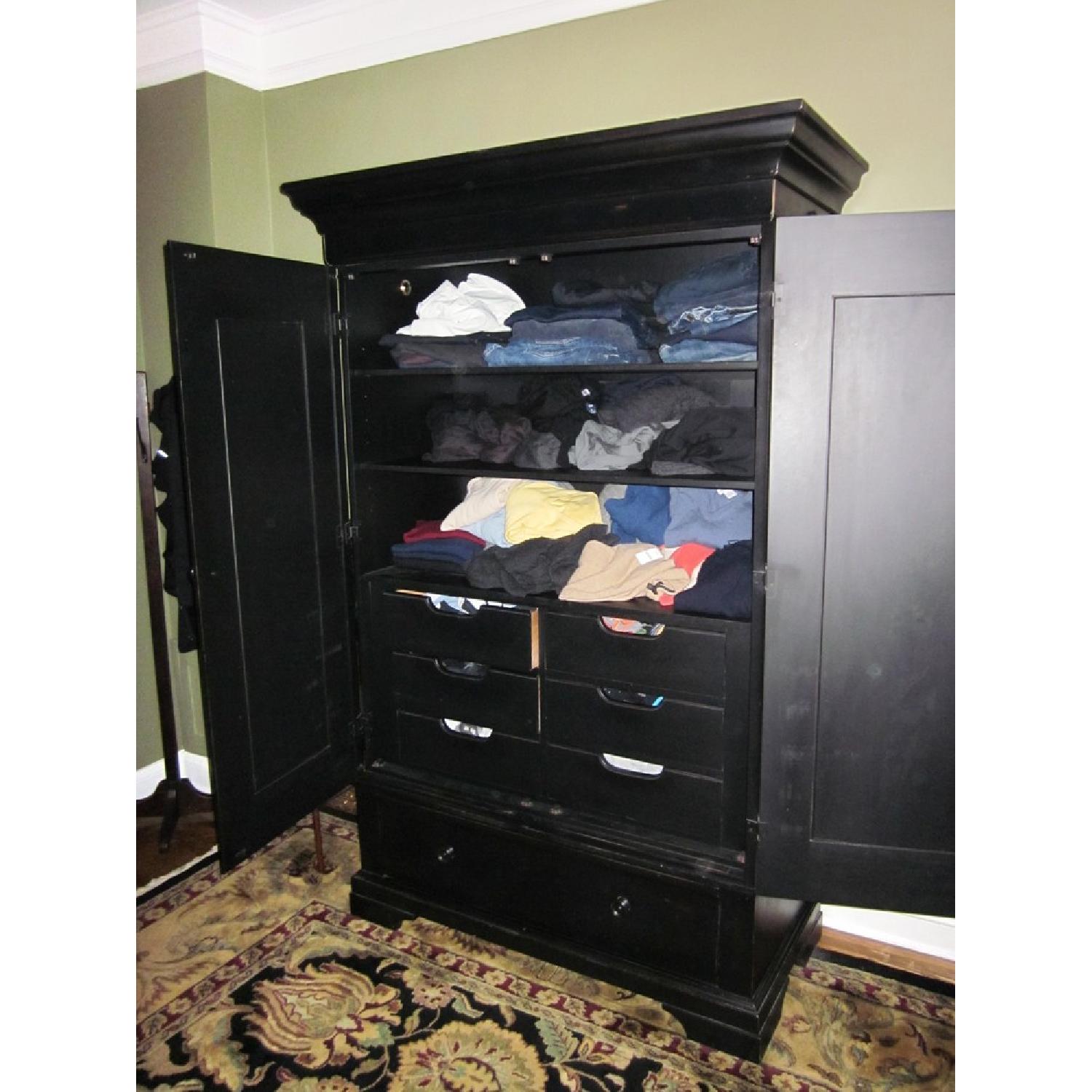 Ethan Allen 5 Piece Bedroom Set - image-8