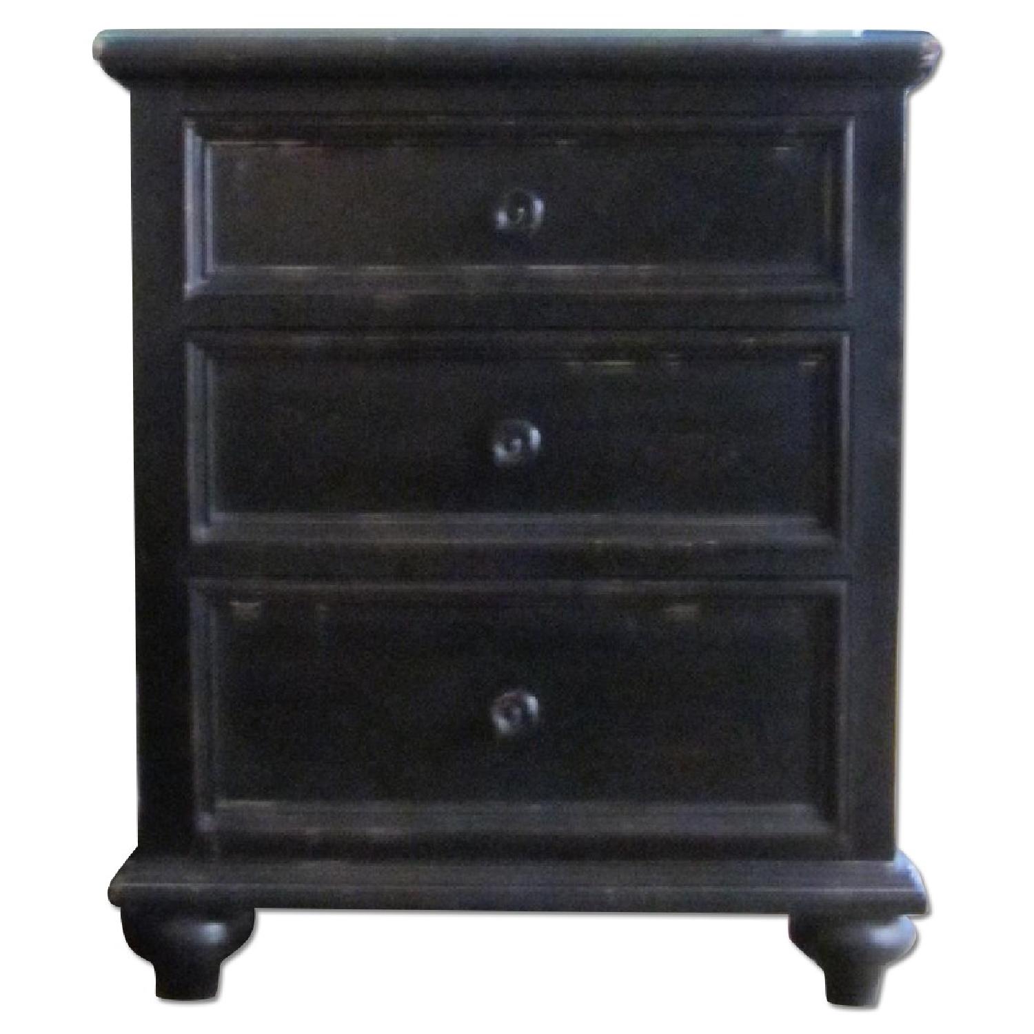 Ethan Allen 5 Piece Bedroom Set - image-11