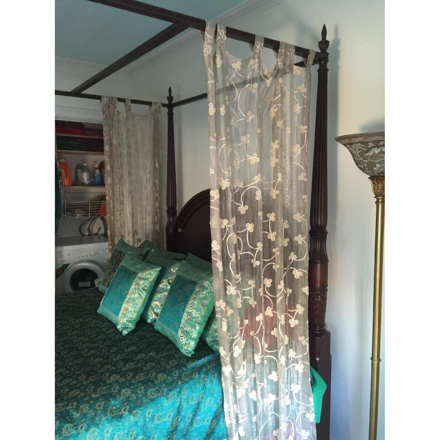 Four Poster Queen Size Bed - image-6