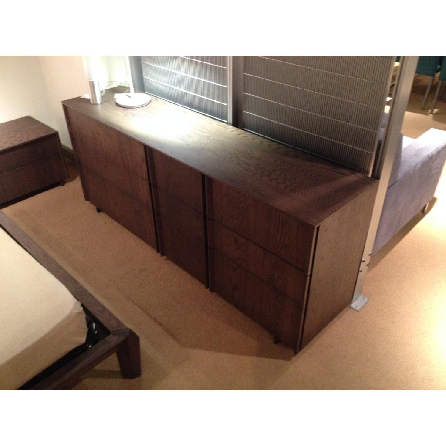 Theodore's Wood/Leather King Size Bedroom Set - image-6