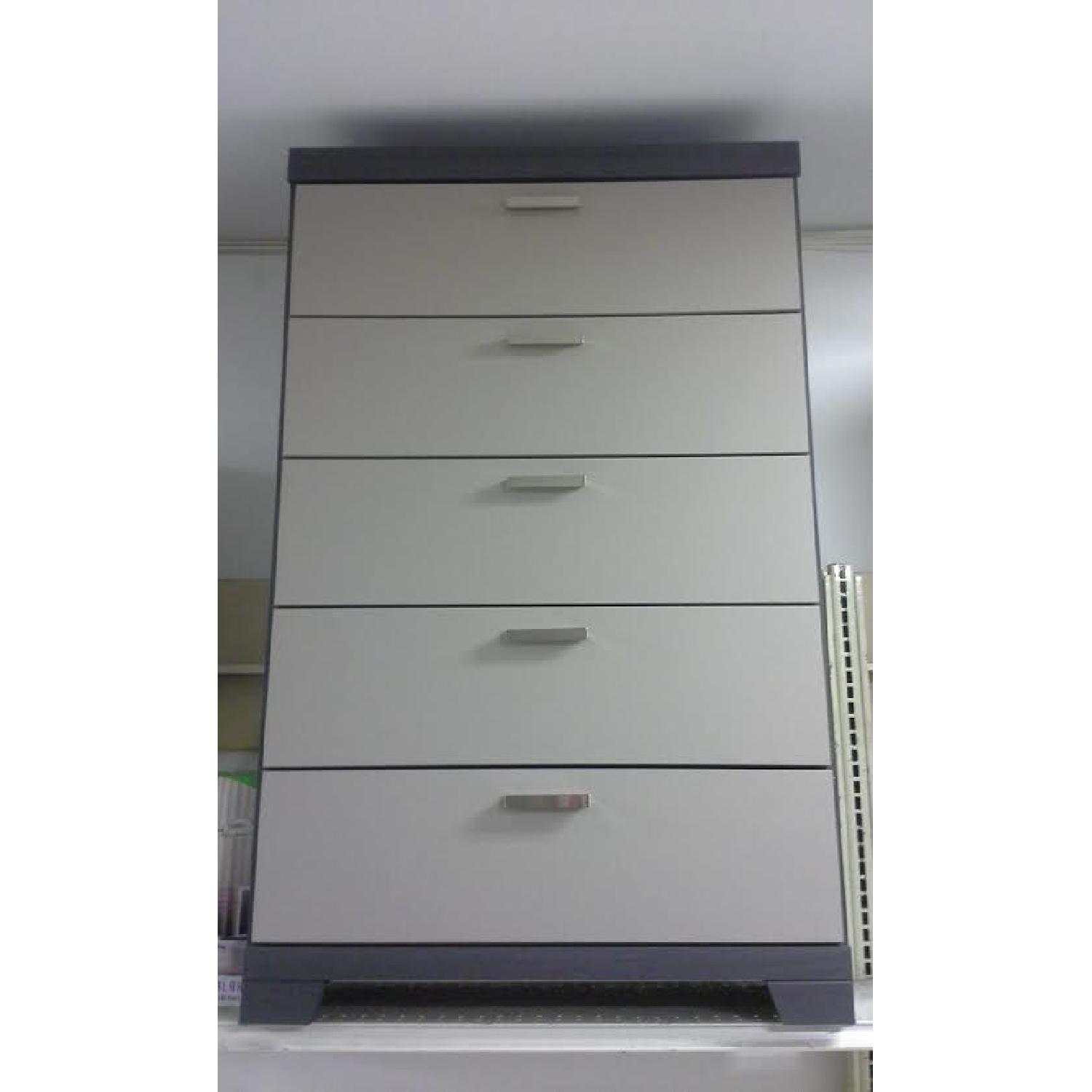 Ashley's Grey 5 Drawer Chest - image-1