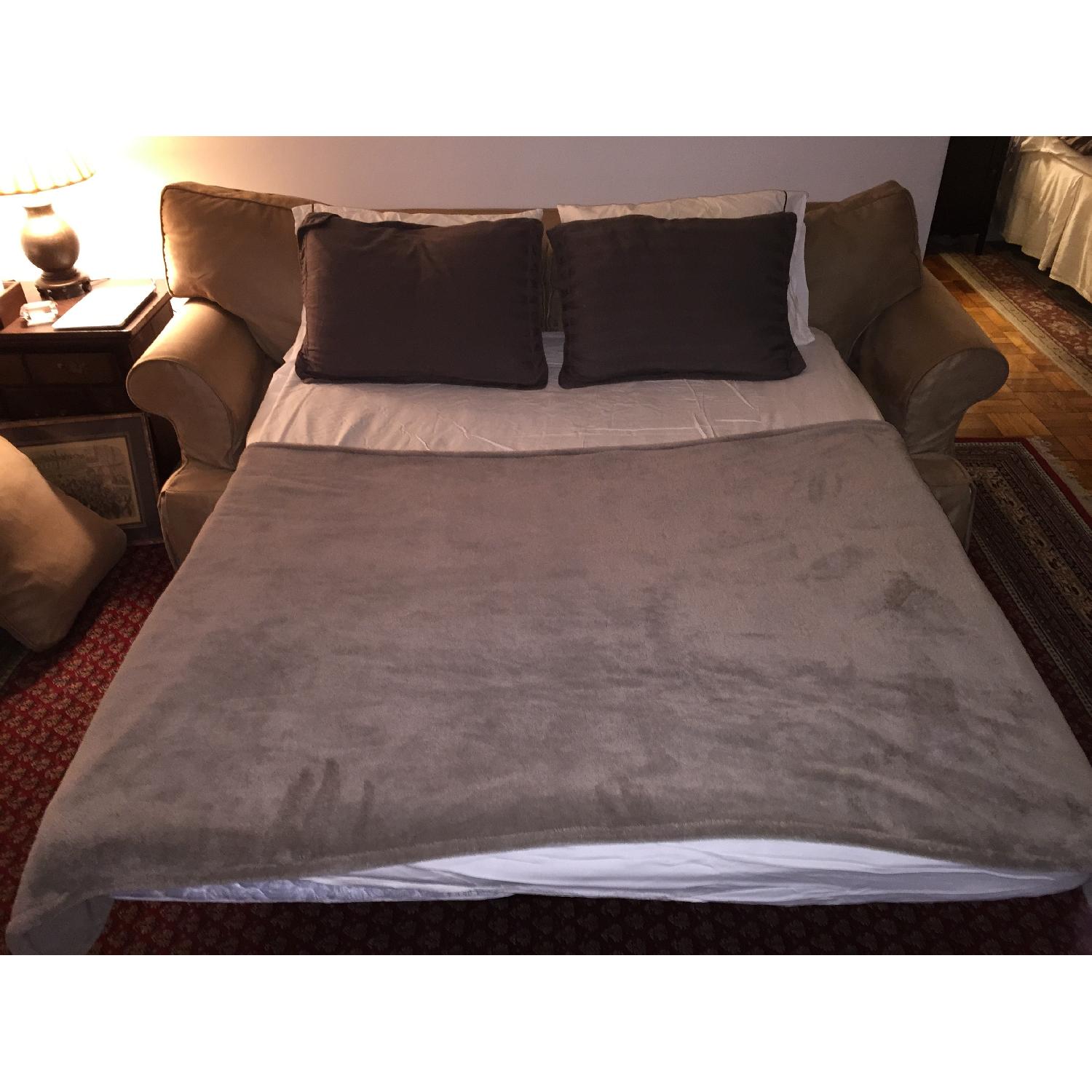 Jennifer Convertibles Queen Sleeper Sofa - image-5
