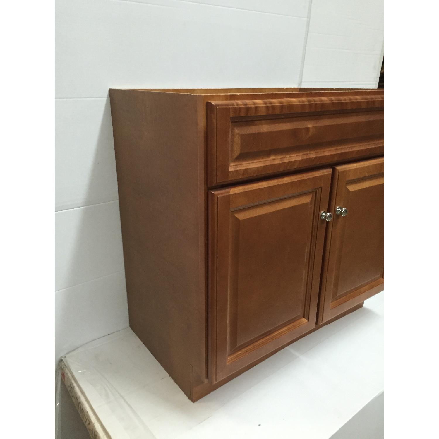 Maple Vanity - image-4
